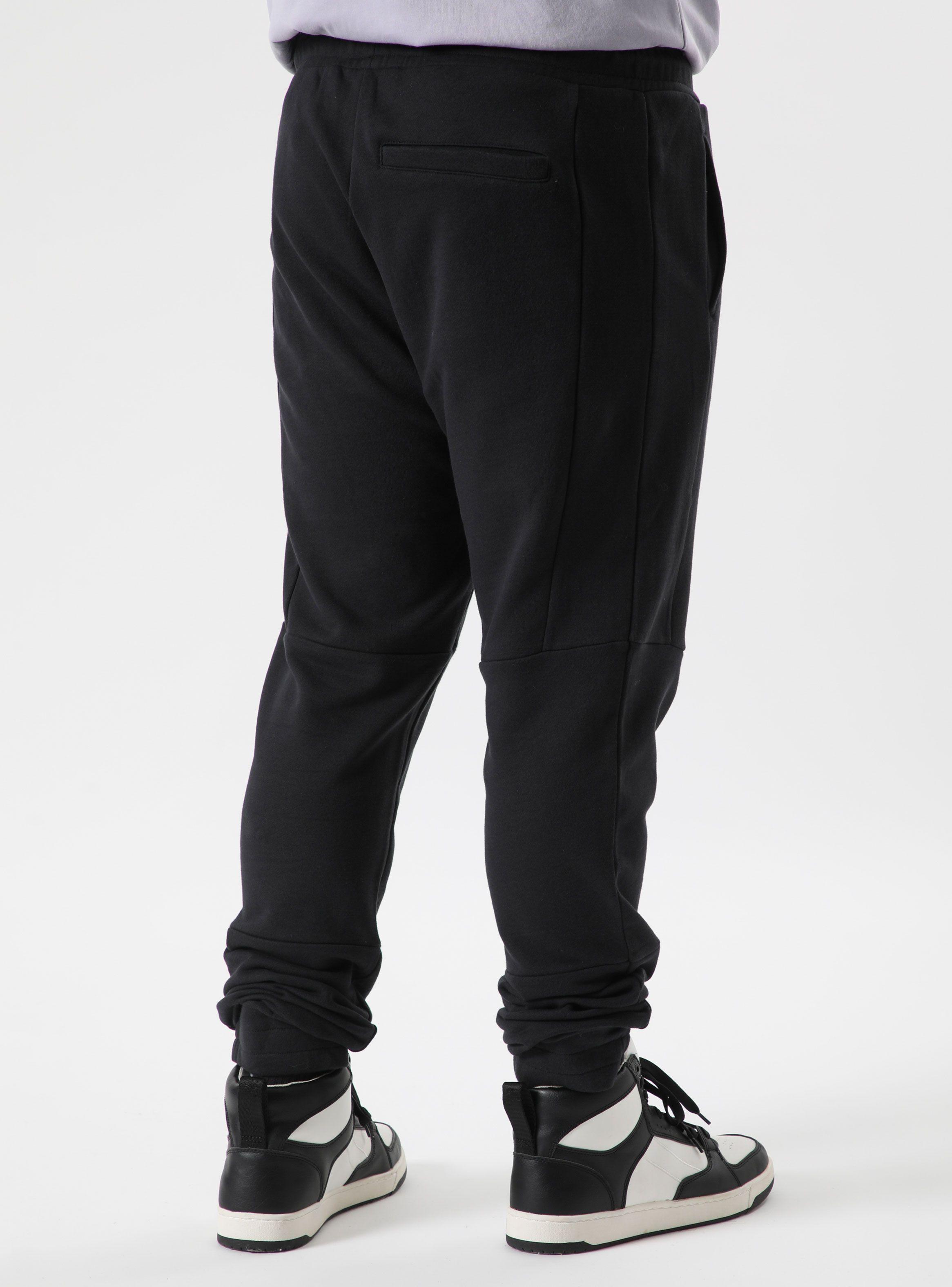Jogger Color Block Bordado en Rodilla-1