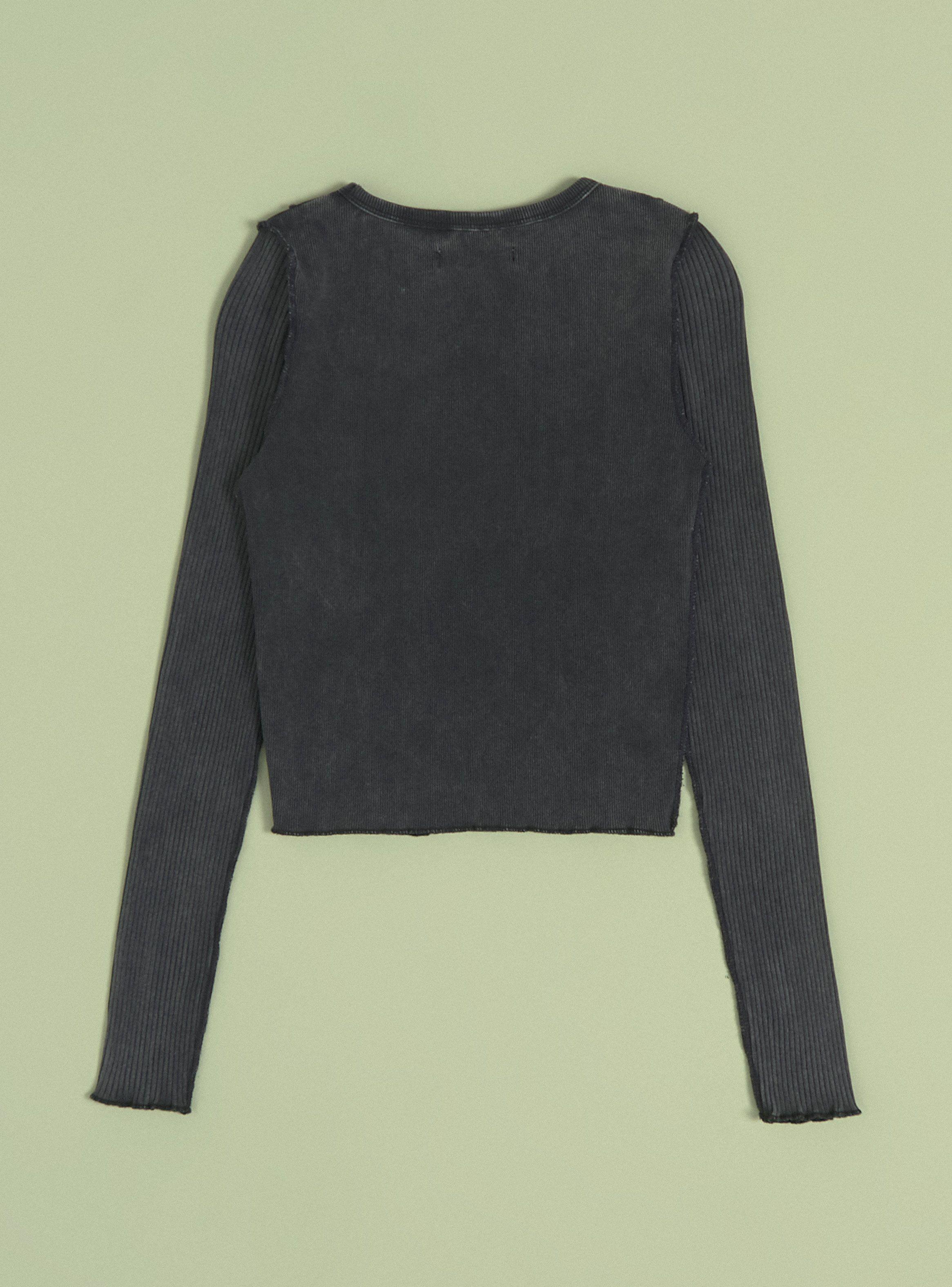 Polera Detalles Costuras y Lavado Acid Wash-3