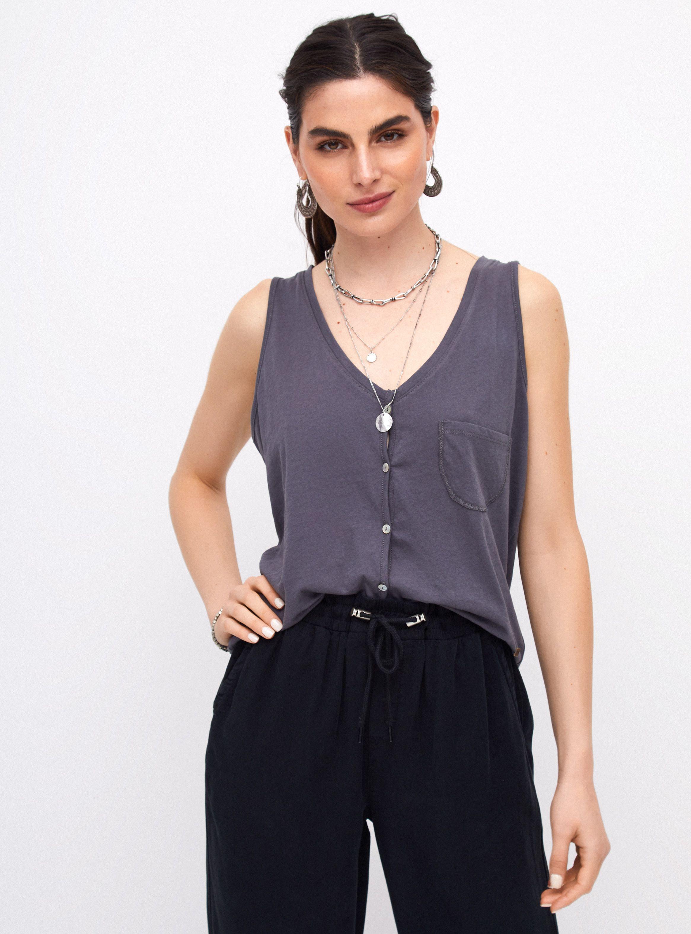 Polera sin Mangas en Algodón Orgánico con Botones en Delantero-0