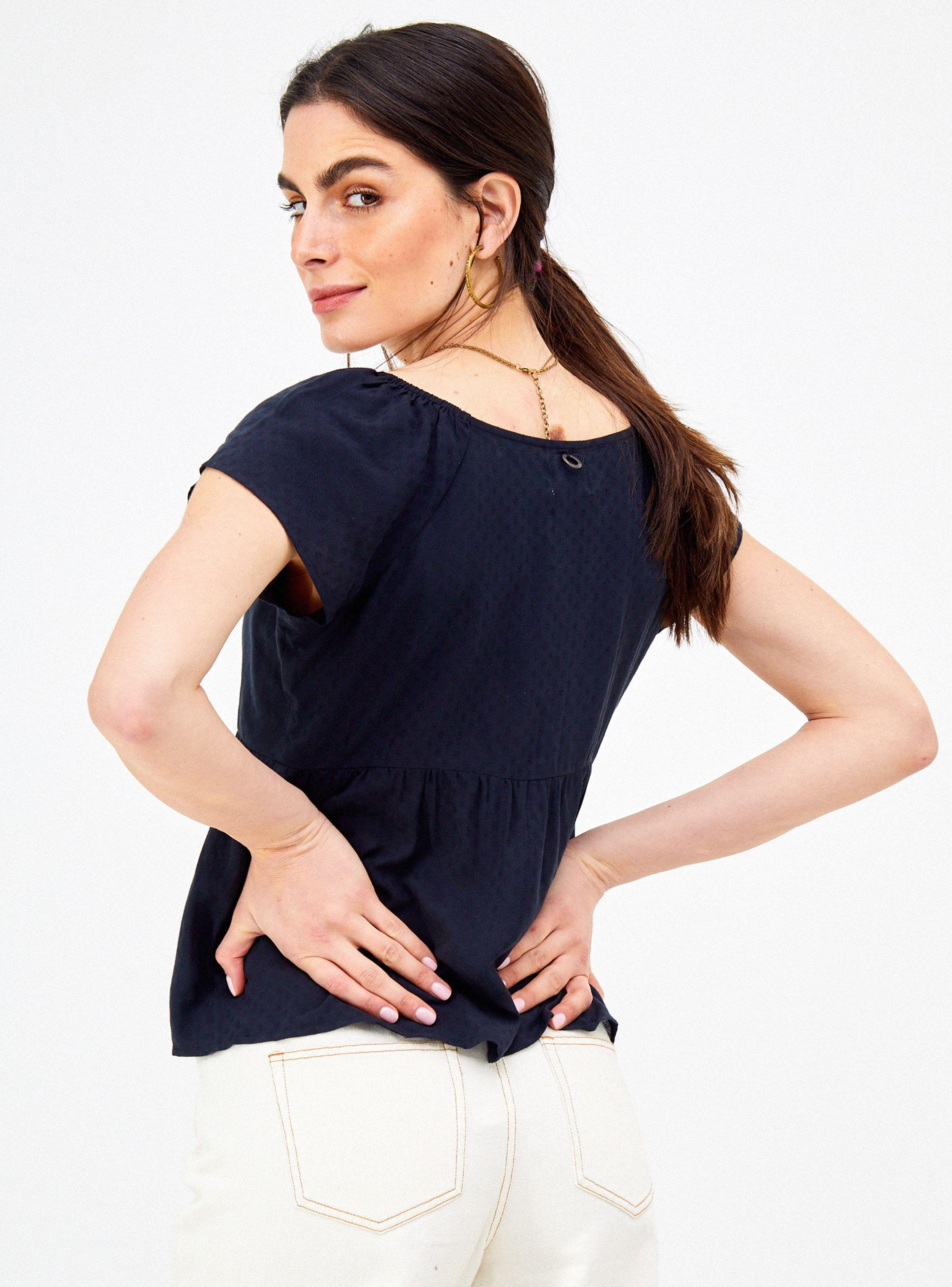 Polera Escote V y Detalle de Nudo en Delantero-1