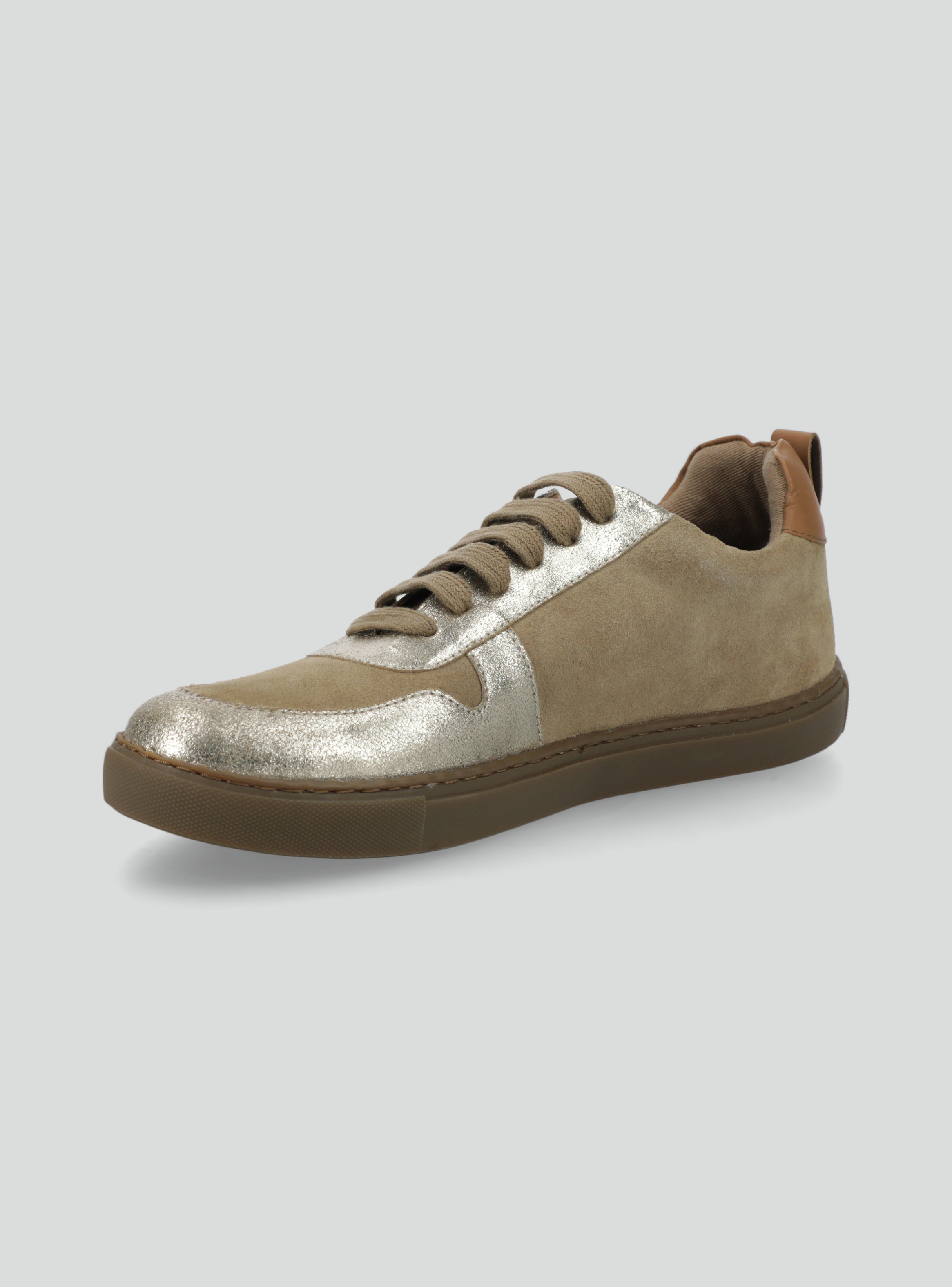 Zapatilla Urbana Cuero Acordonada Mujer-2