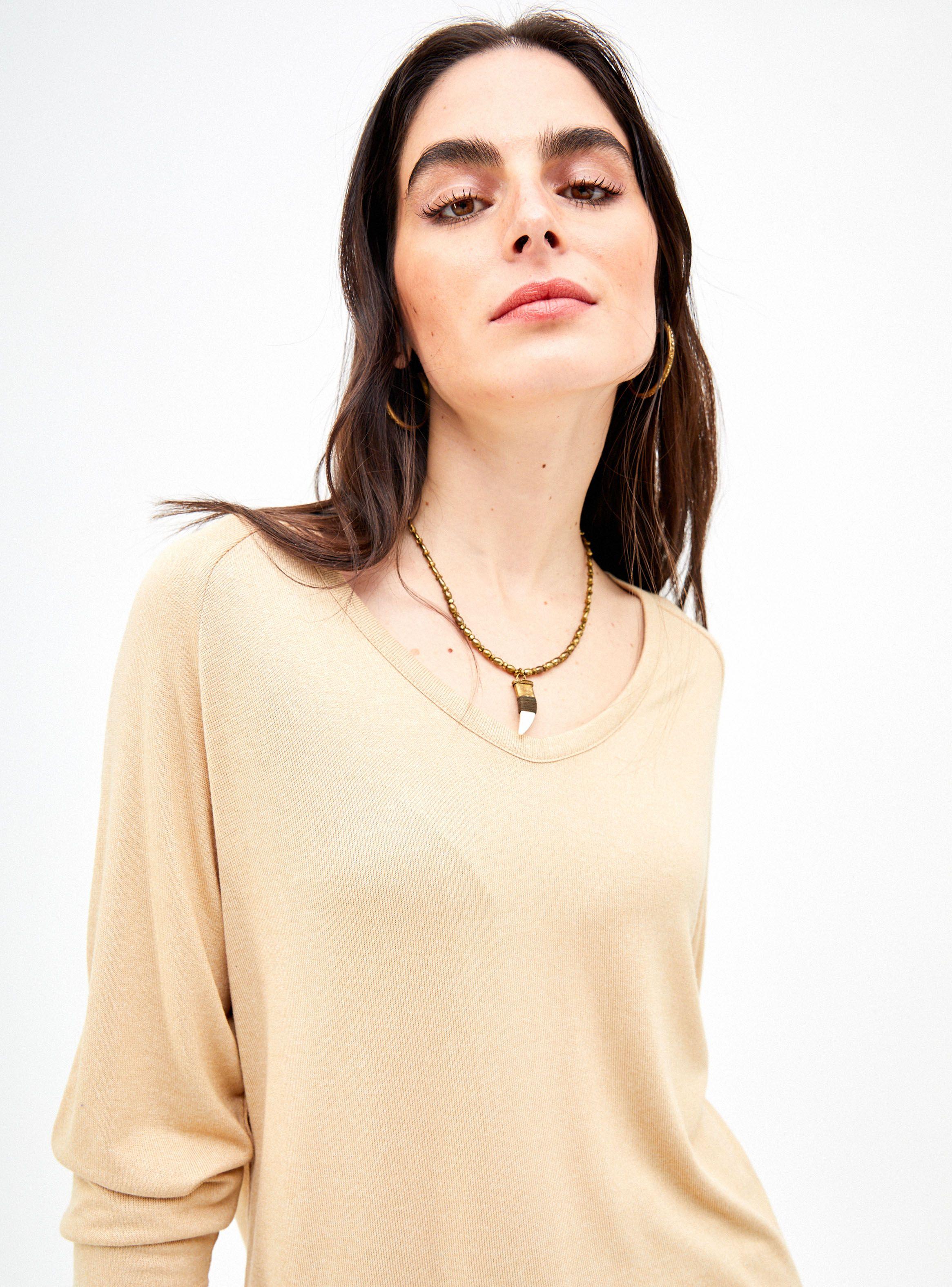 Polera Tejido Melange y con Escote V-2