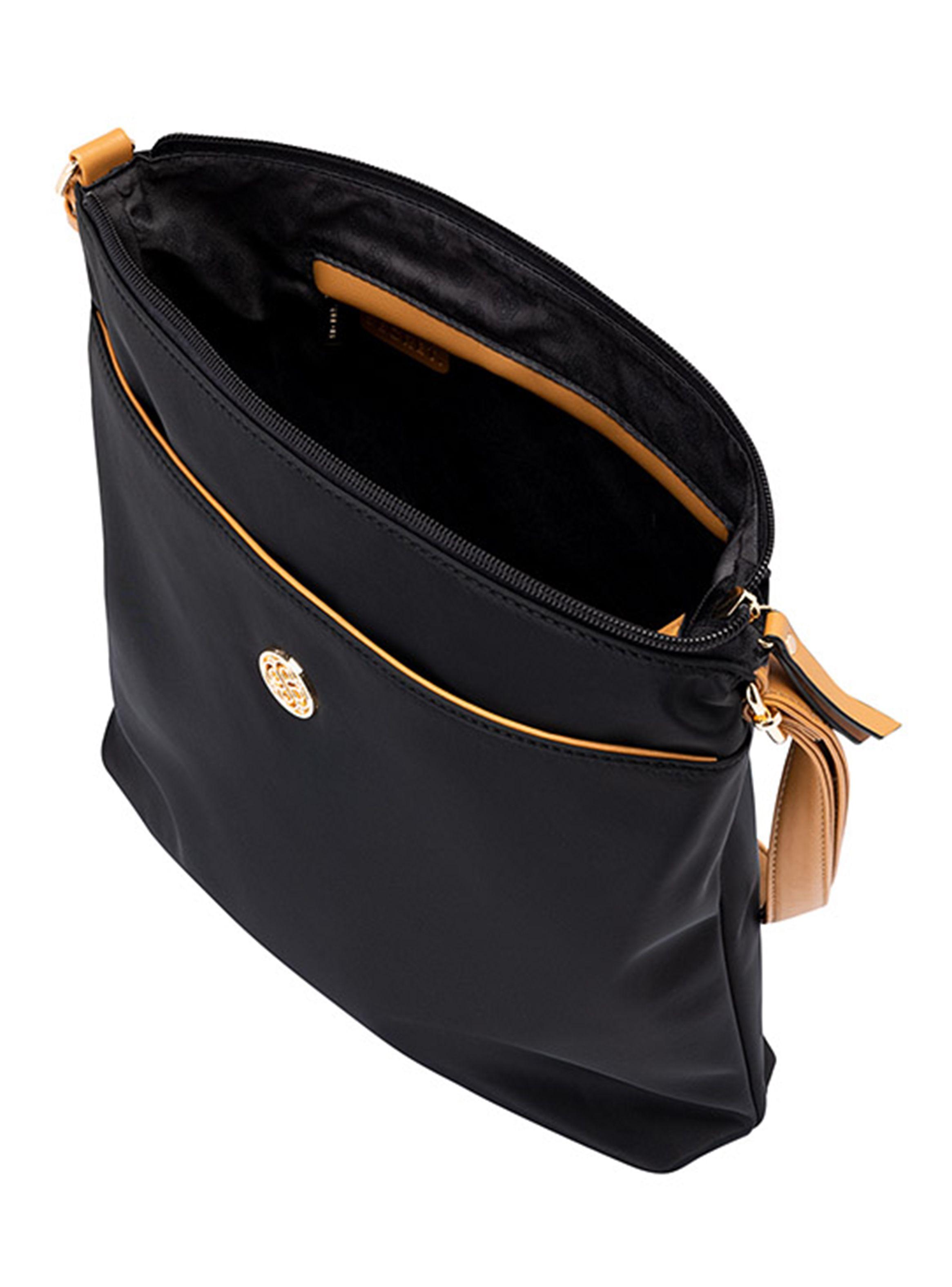 Bandolera Modelo Attica FW24 Negro-3