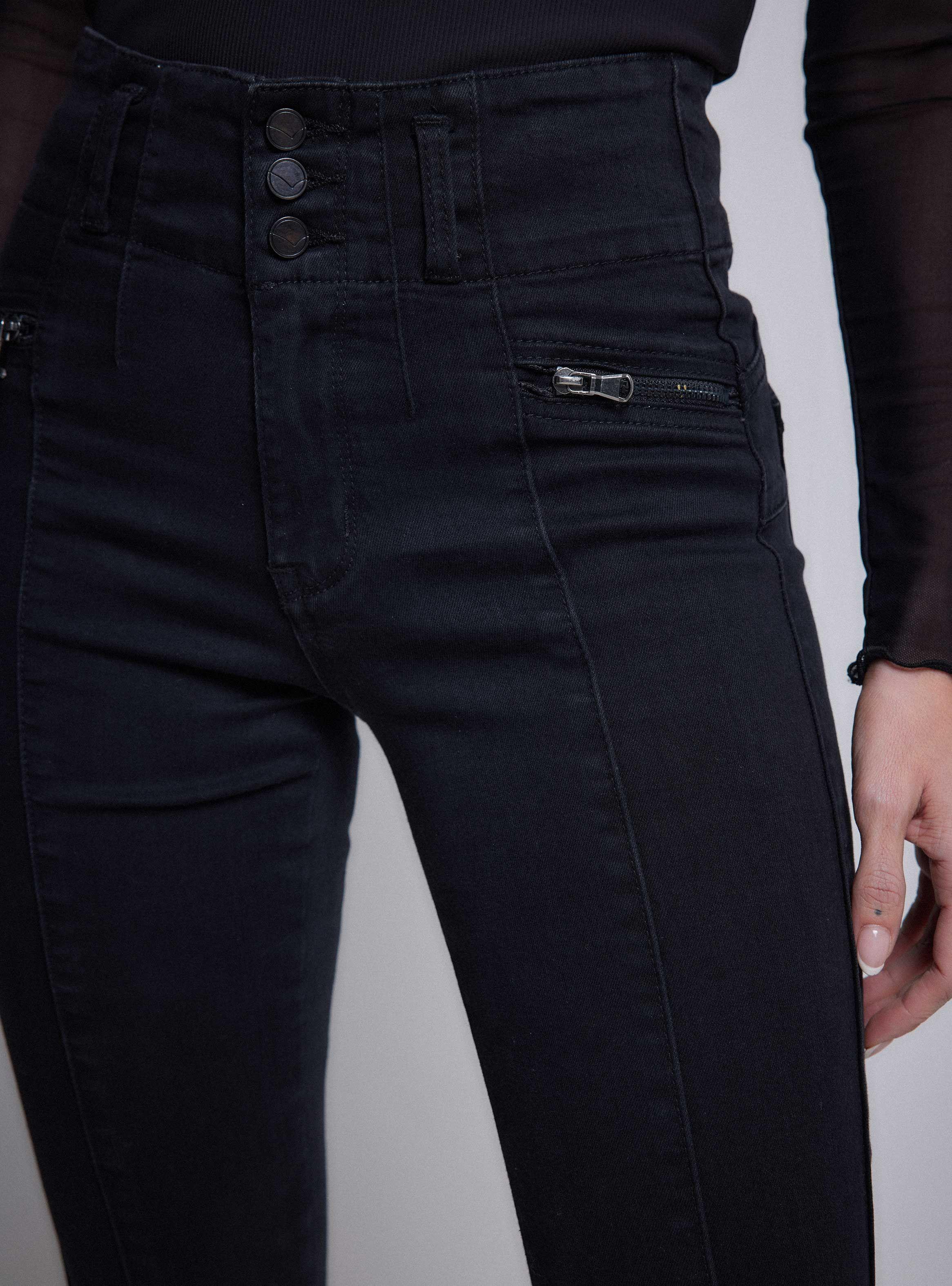 Jeans 3 Botones Corte Frontal Y Bolsillos Con Cierre-2