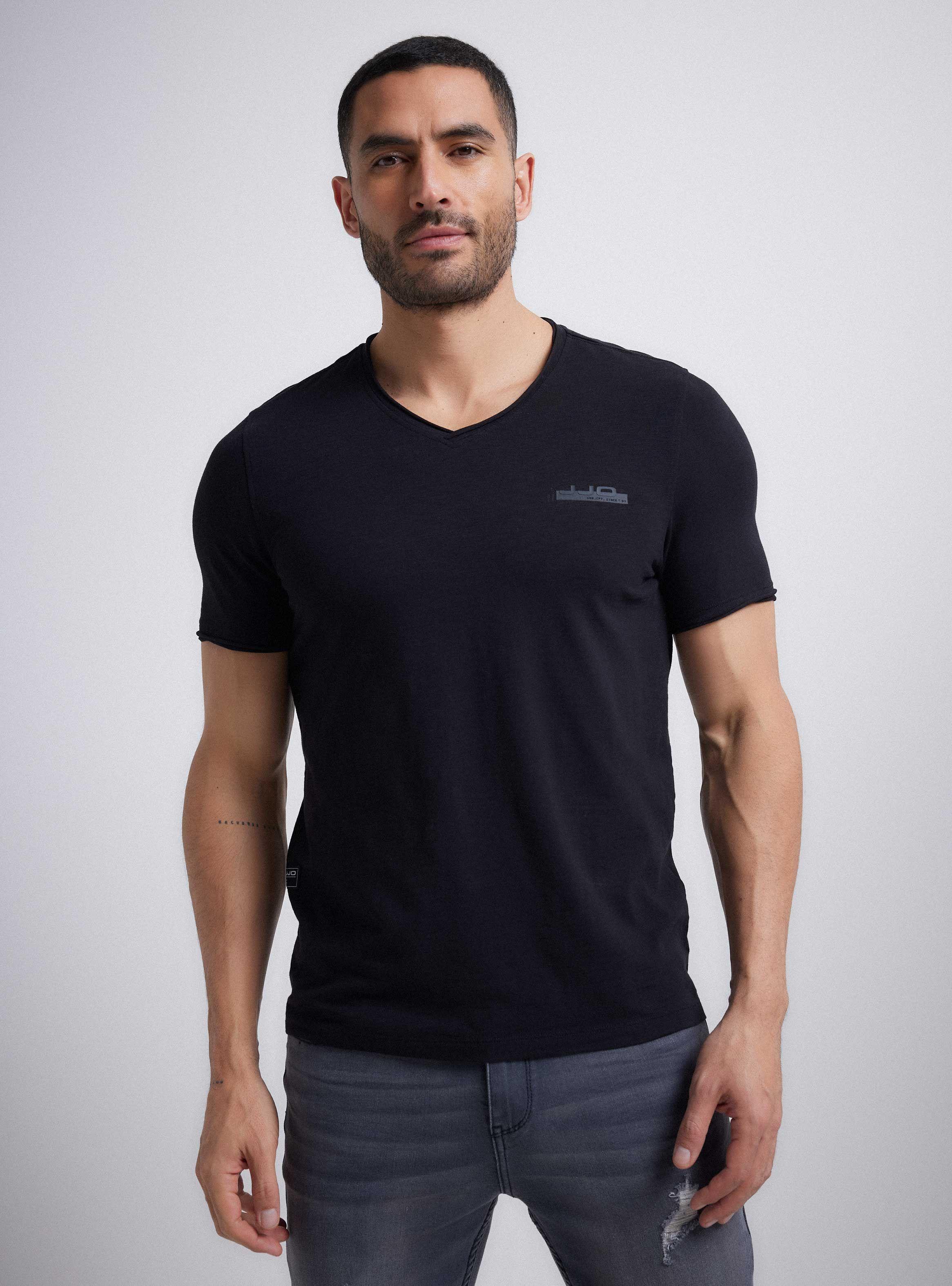 Polera Básica Elasticada Cuello V-0