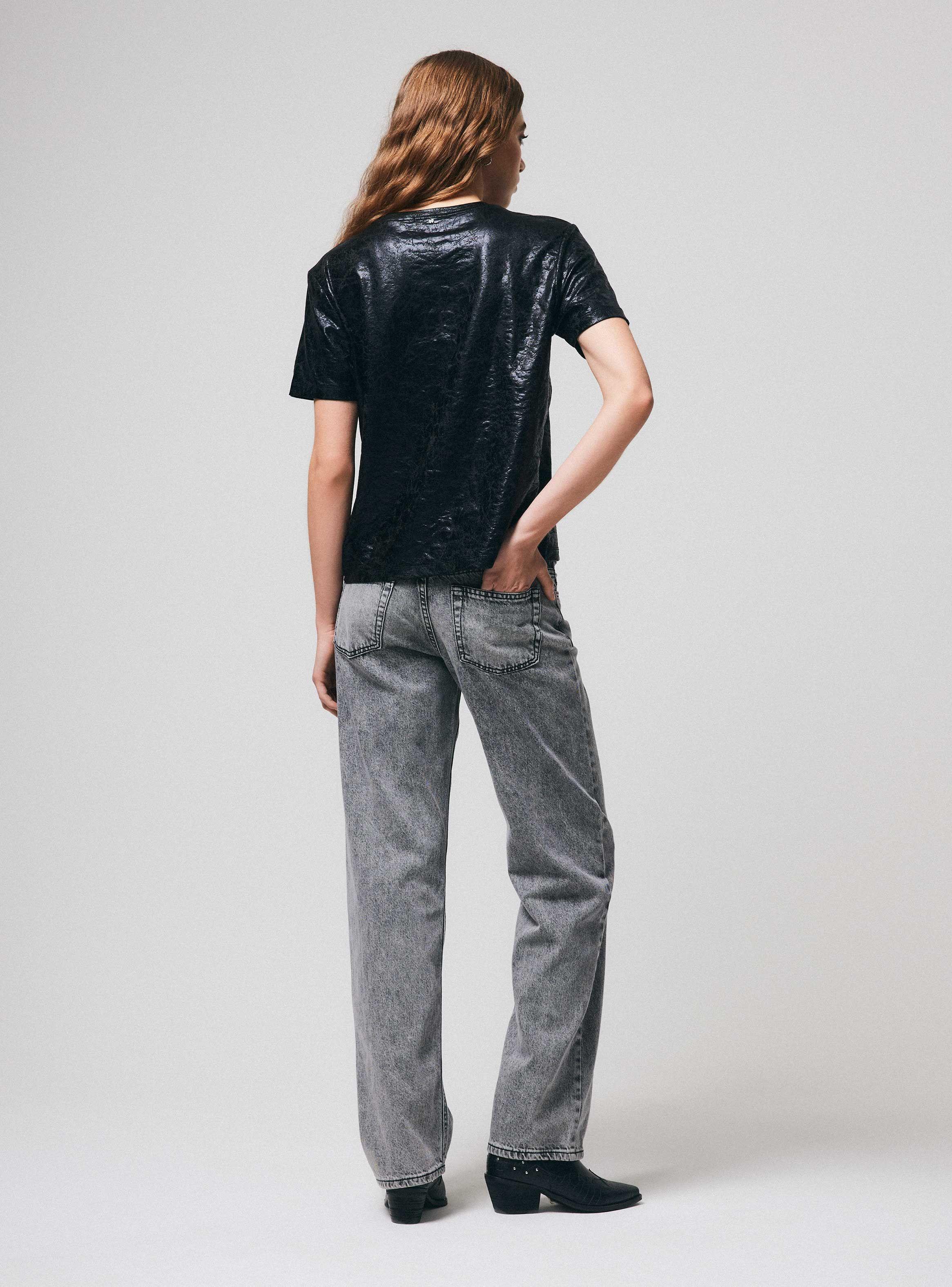Polera Efecto Cuero-5