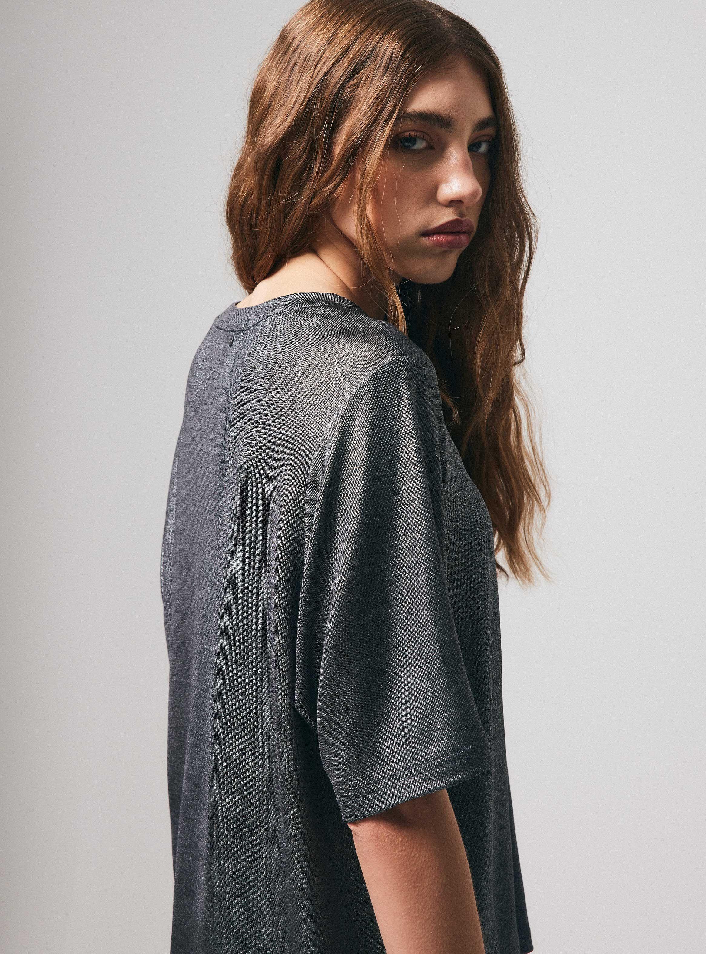 Polera con Efecto Metalizado-3