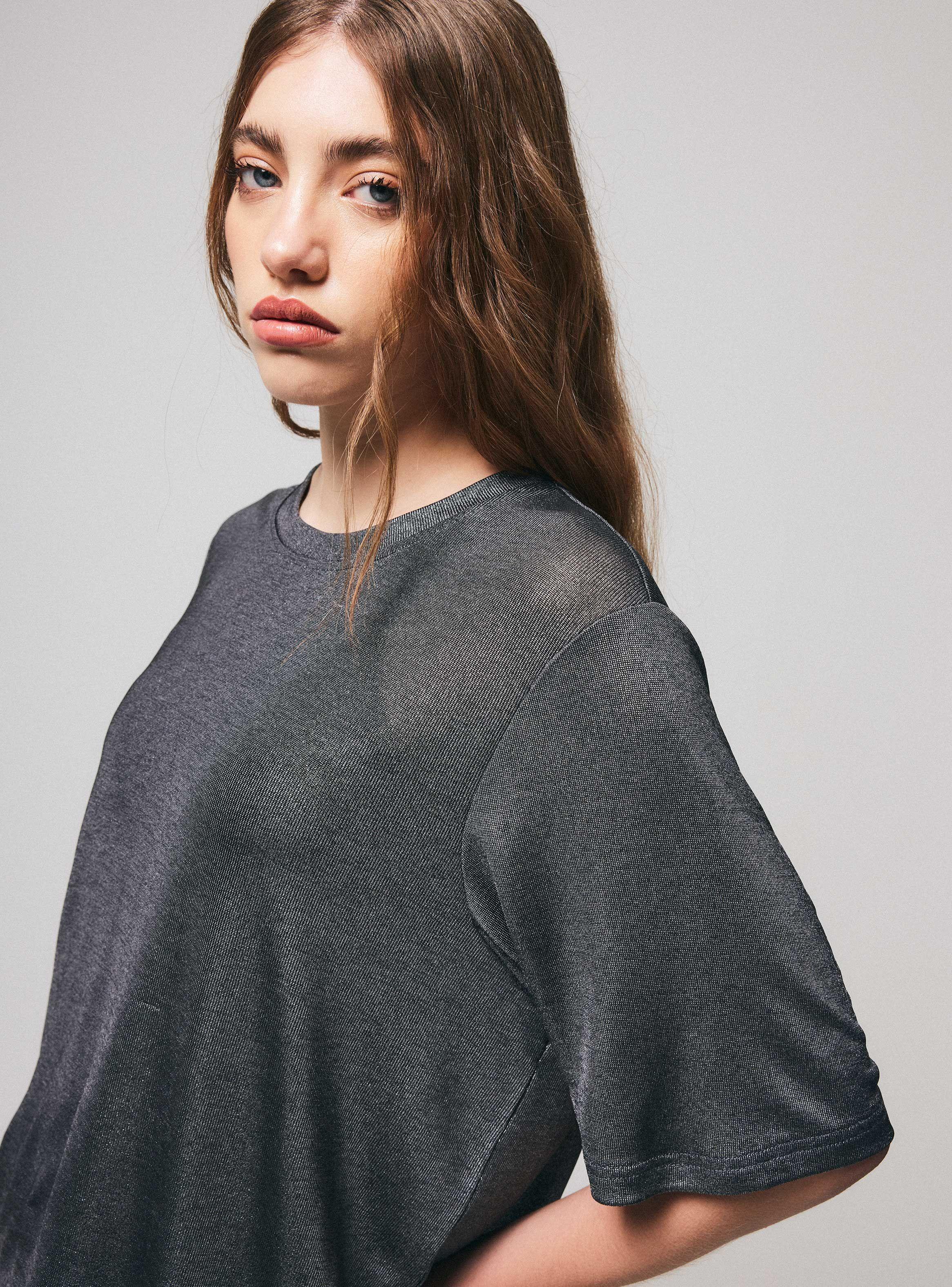 Polera con Efecto Metalizado-2