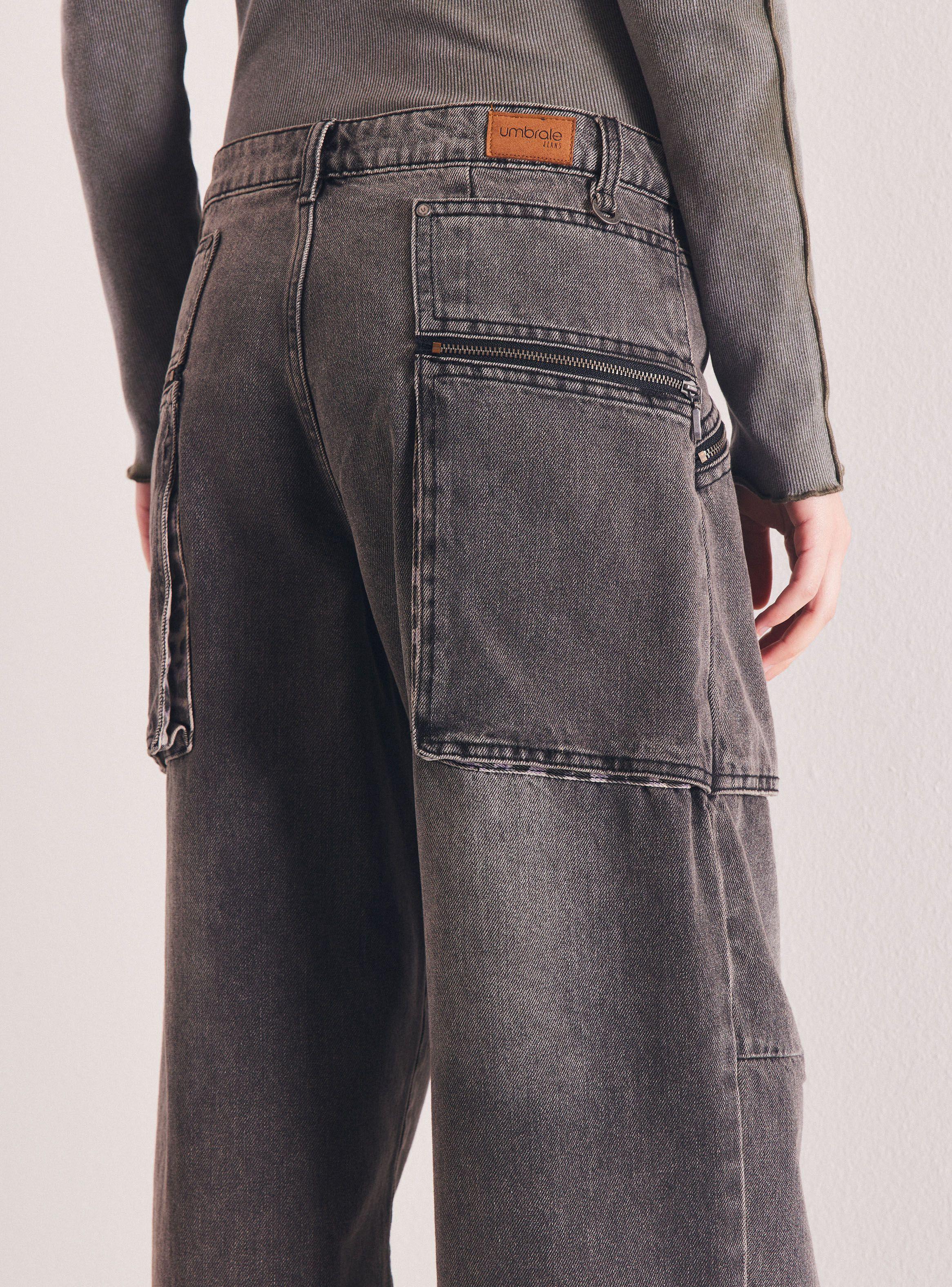Jeans con Detalles Estampados en Fuelle de Bolsillos-3