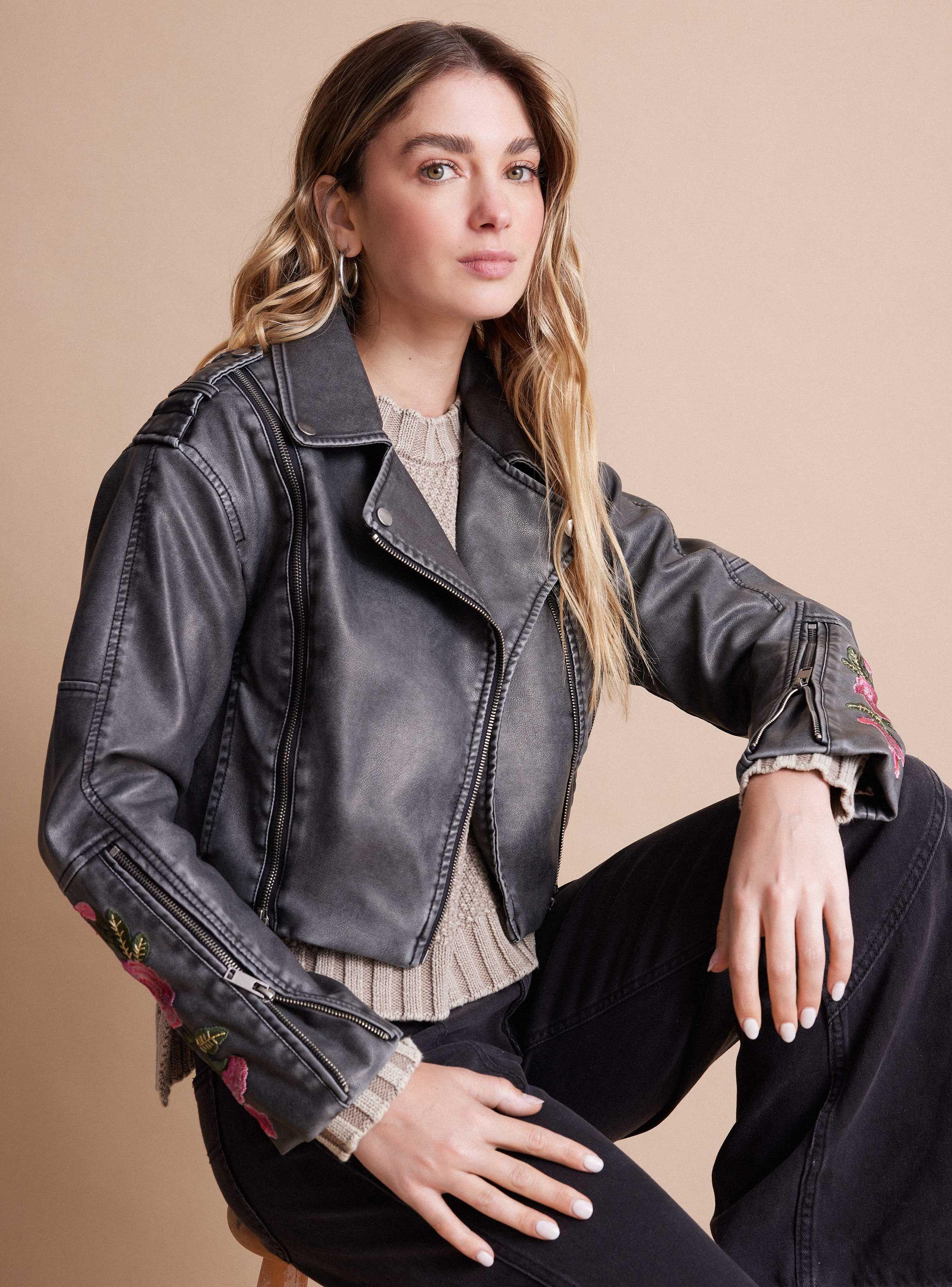 Chaqueta Estilo Biker con Bordados en Mangas-0
