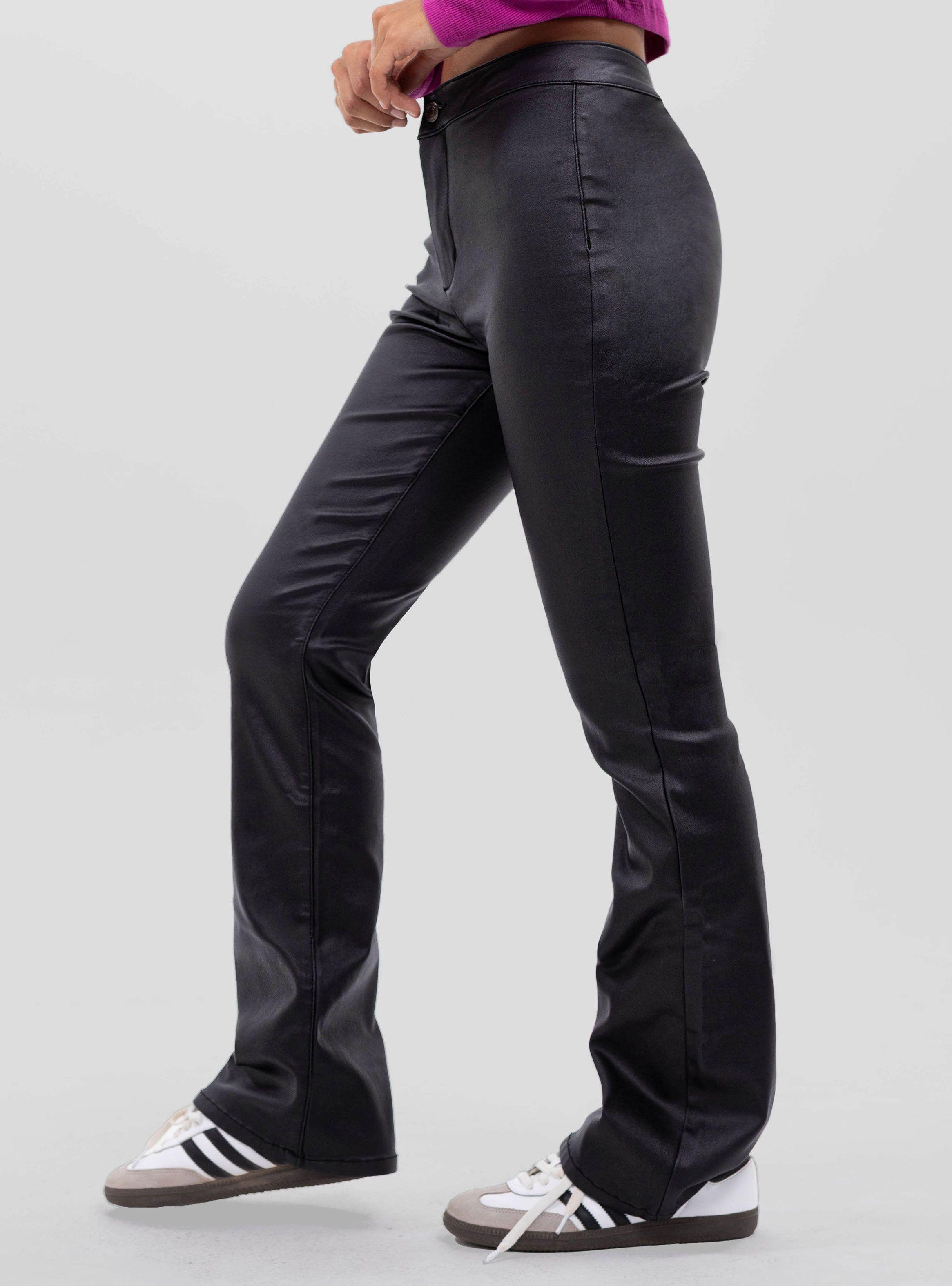 Pantalón Flare P.U Blak-2