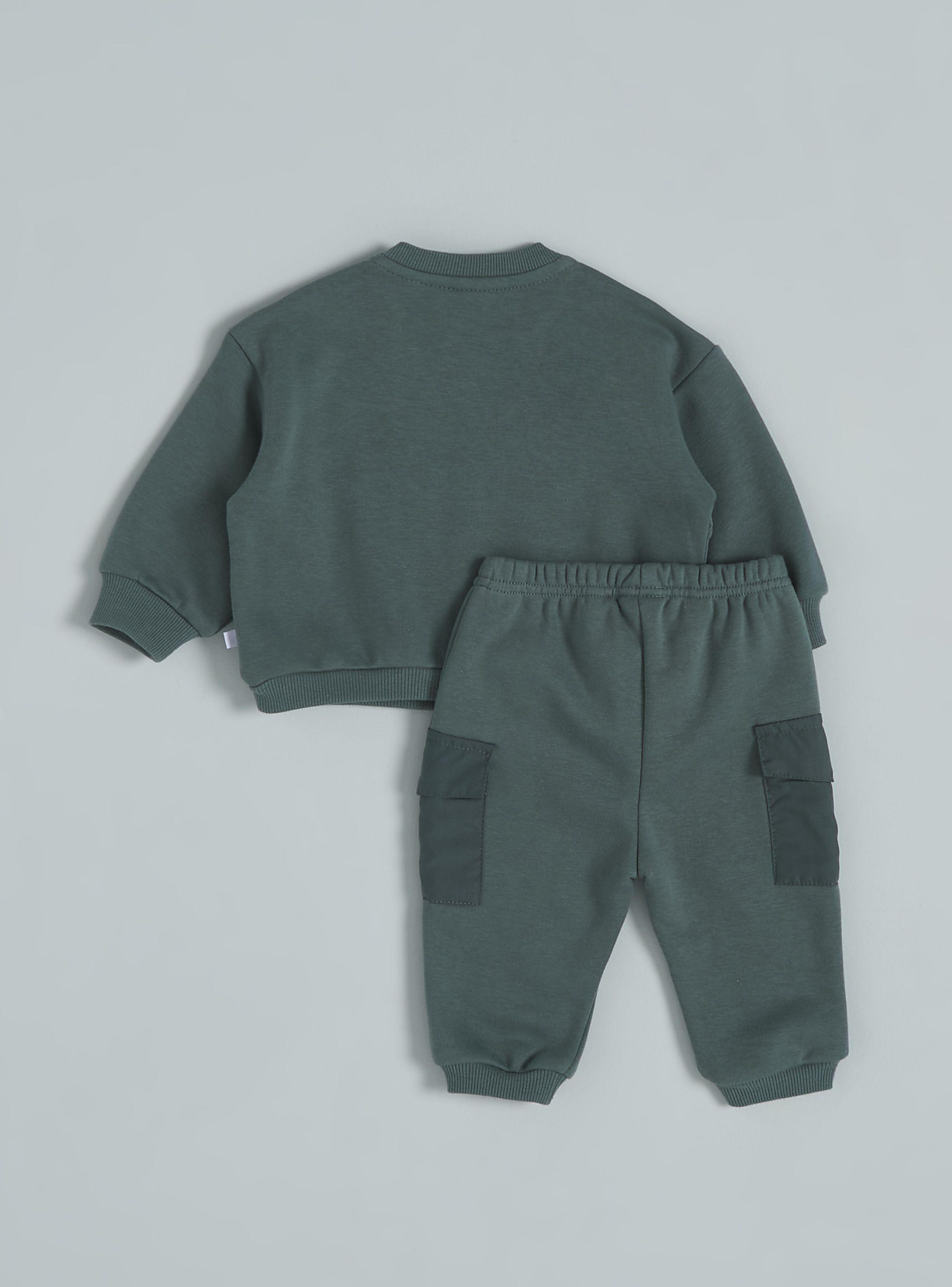 Conjunto Polerón Bolsillo Canguro y Pantalón con Parche-1