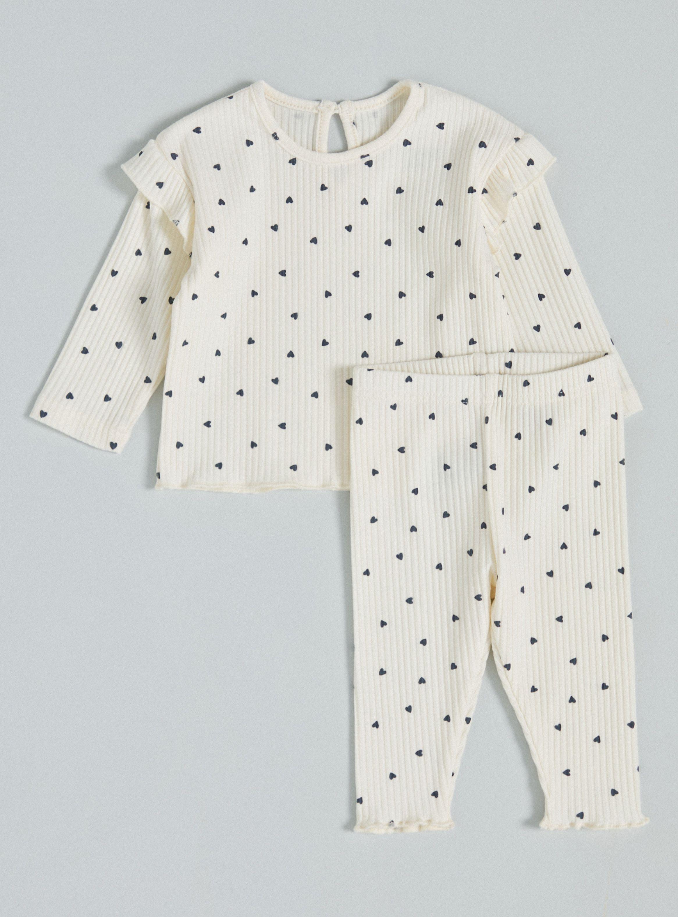 Conjunto Estampado Corazones y Vuelo en Liza-0