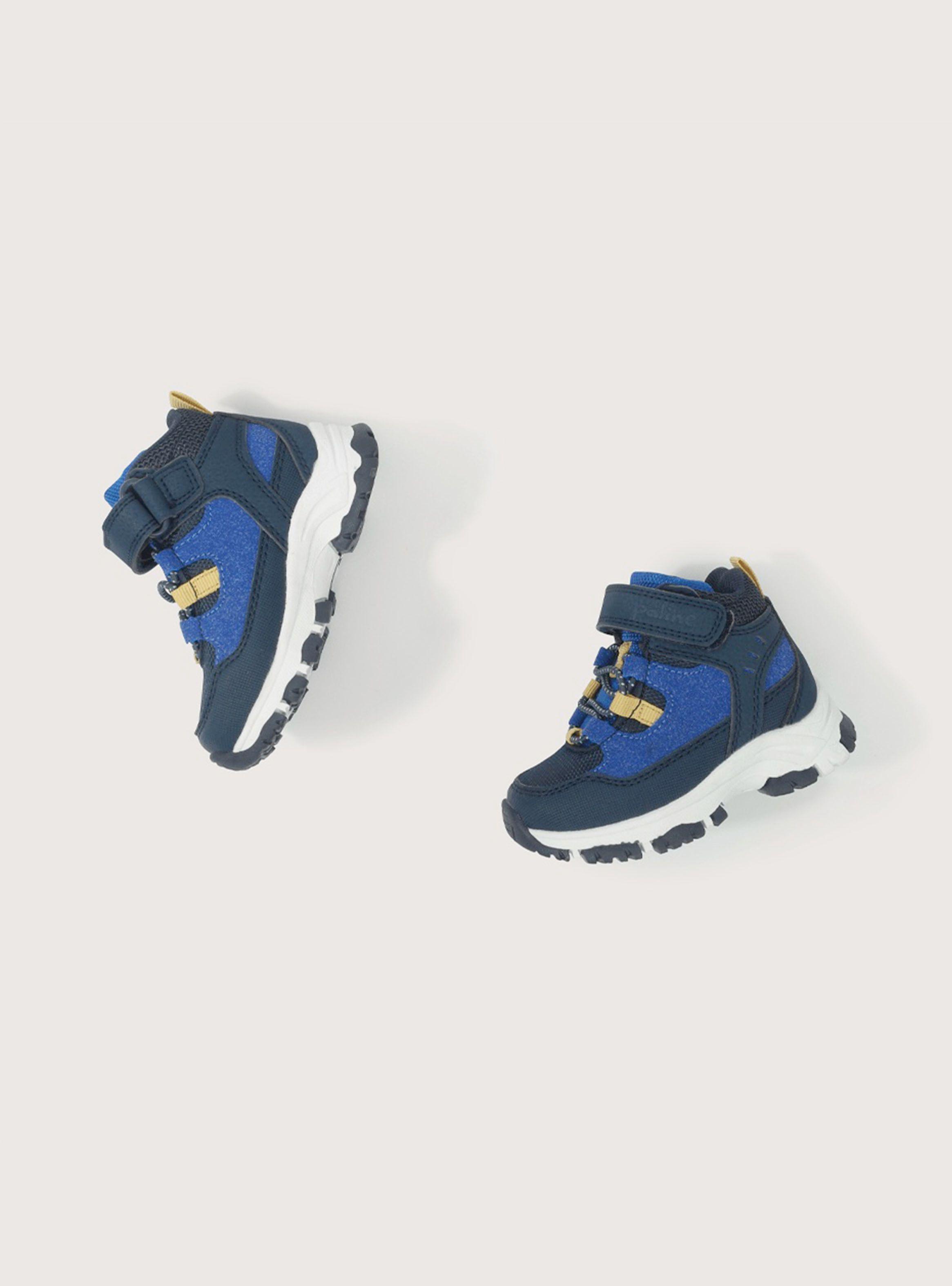 Zapatilla  Outdoor Niño con  Caña  Velcro Elastico-2