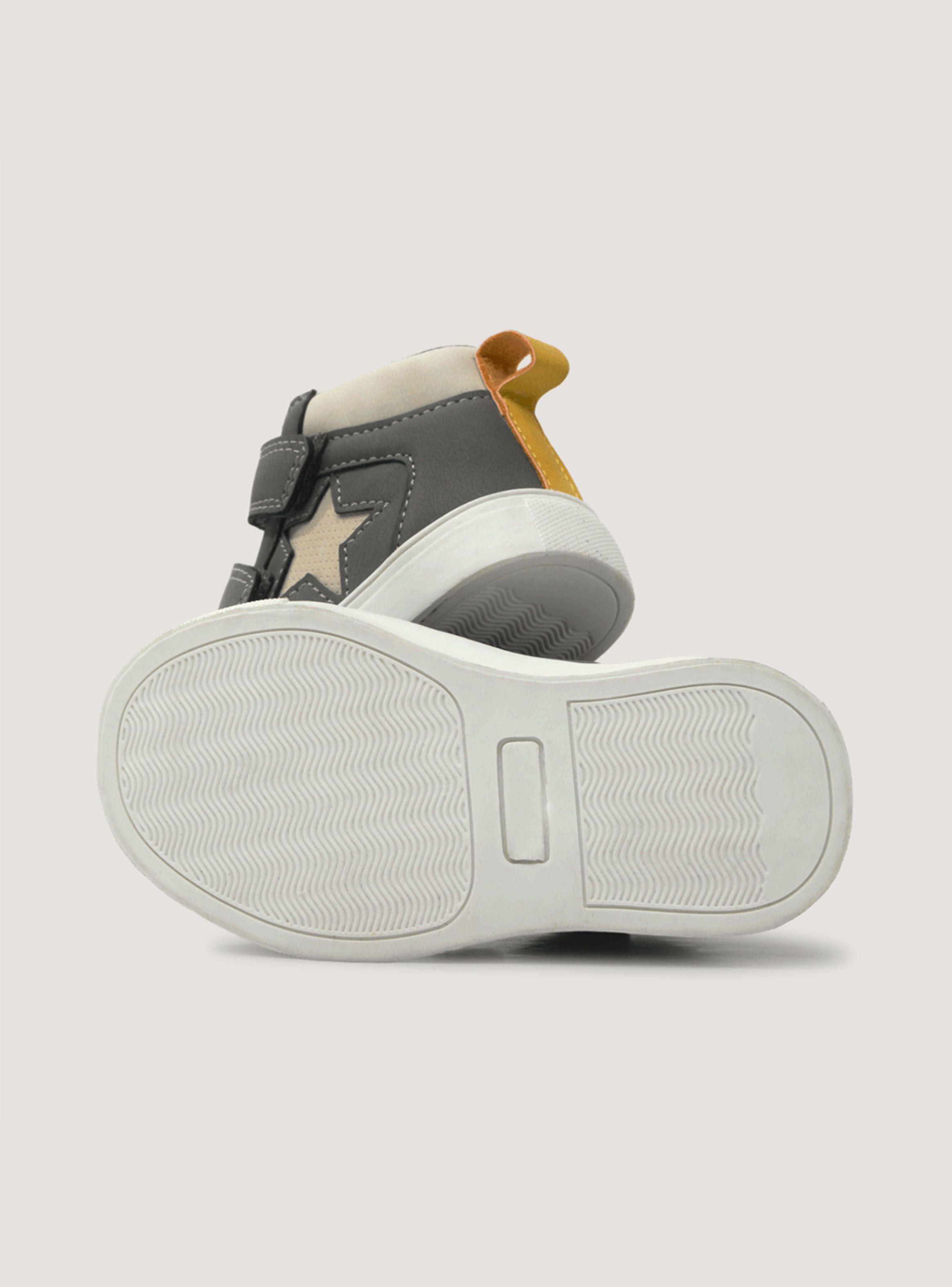 Zapatilla Urbana de Niño Estrella al Costado-2