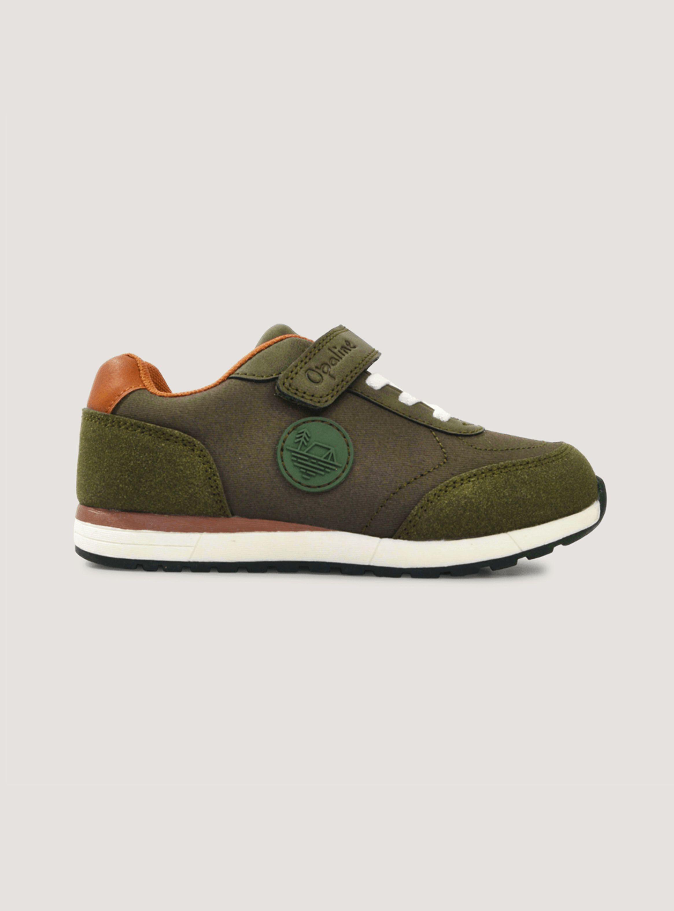 Zapatilla Urbana Logo en Velcro Niño-0