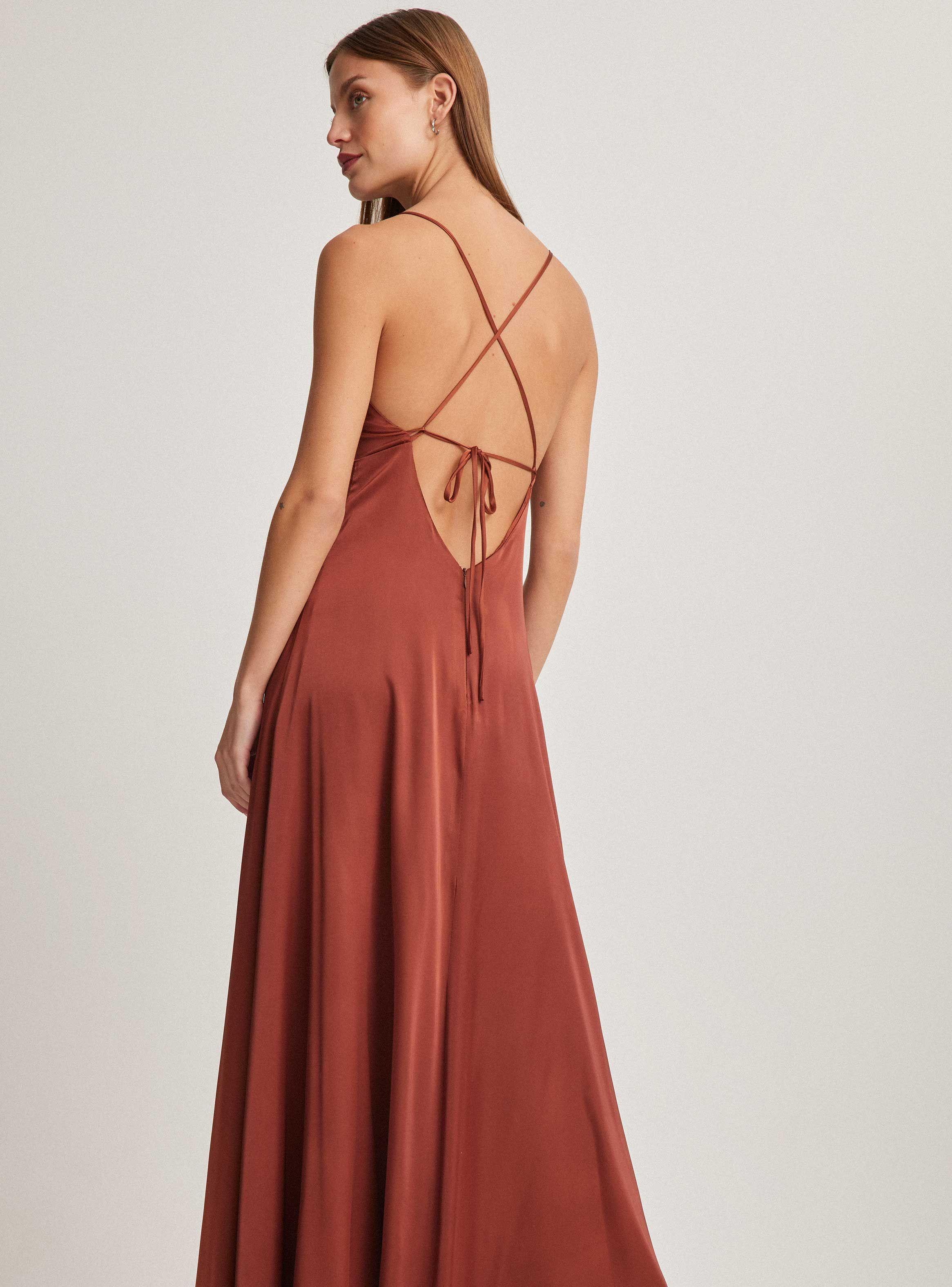 Vestido De Fiesta Estampado Con Corte Y  Tajo En El Centro-5