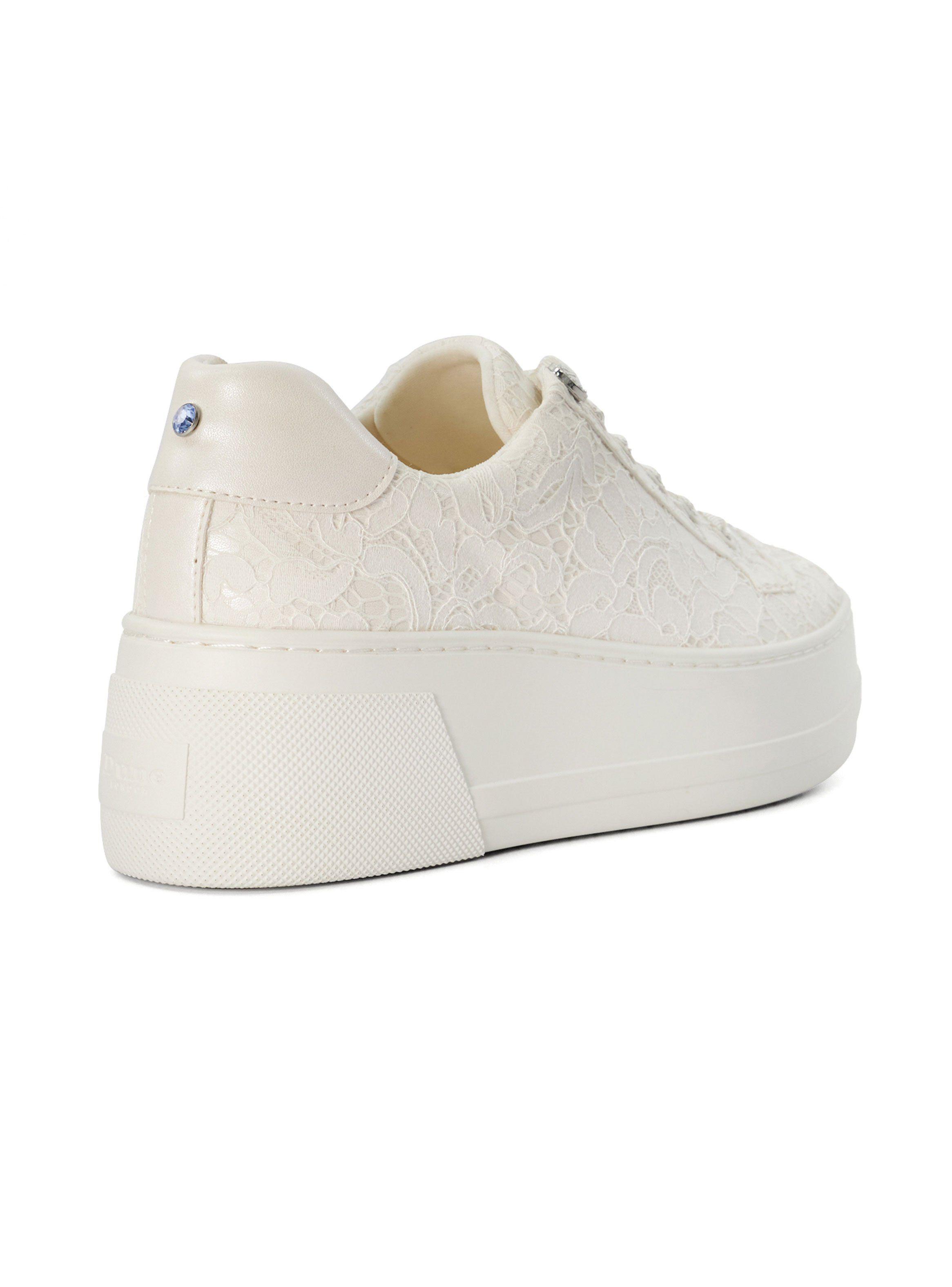 Zapatilla Urbana Embraced Mujer-4