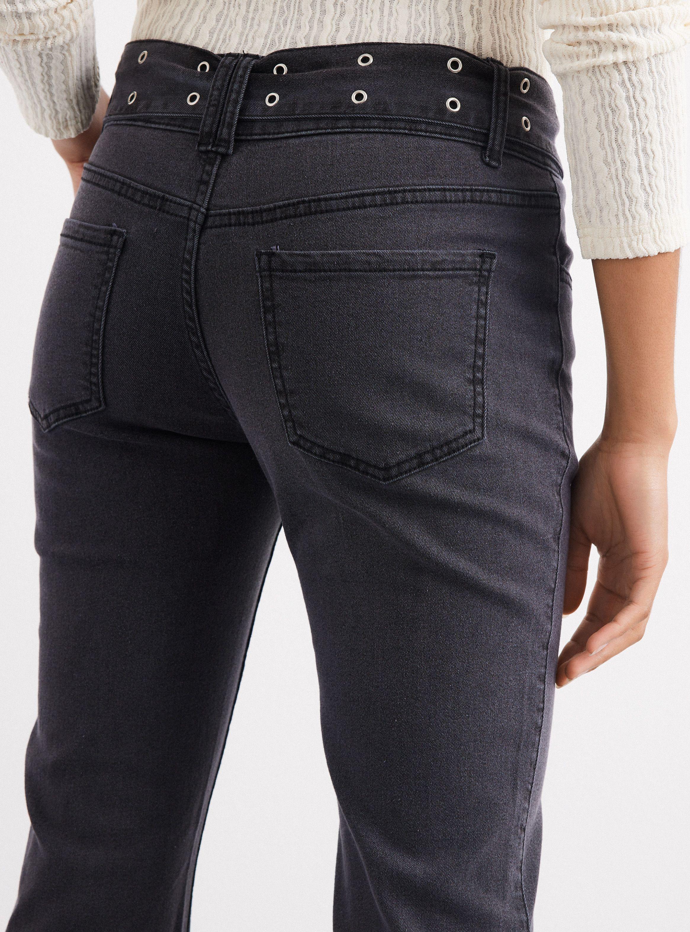 Jeans Tiro Bajo con Cinturón-3