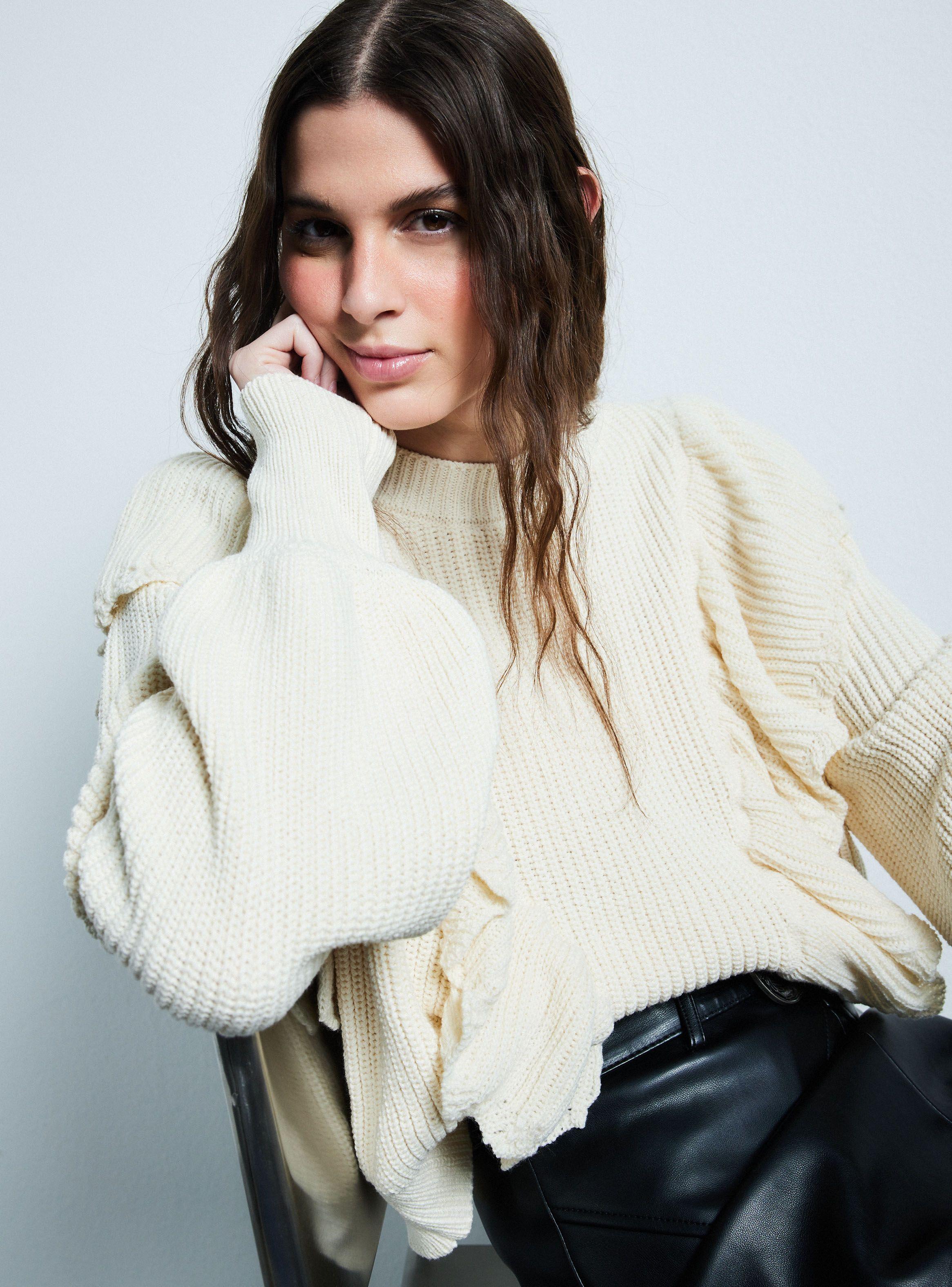 Sweater Manga Globo con Vuelos Frontales-2