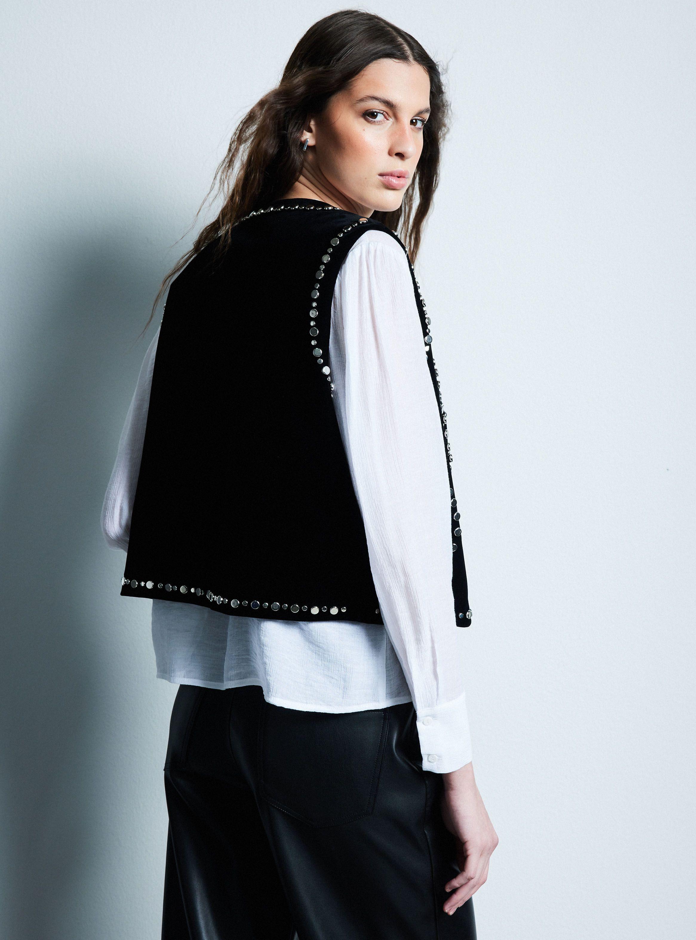 Blazer Sin Mangas Efecto Terciopelo Con Tachas-1