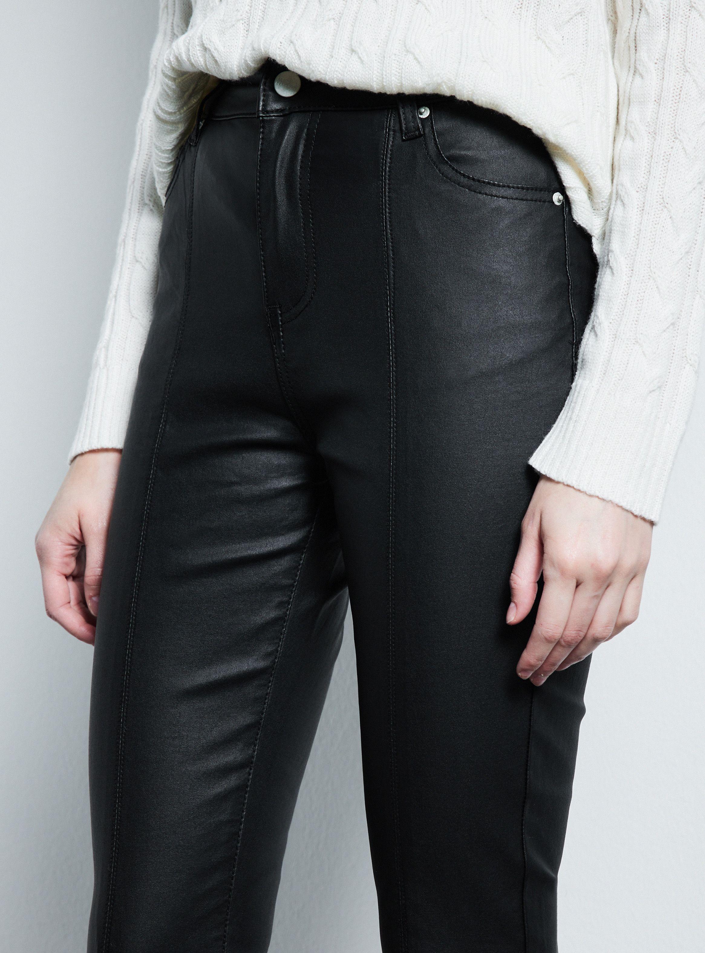 Jeans Pitillo con Cortes Pierna Delantero-2