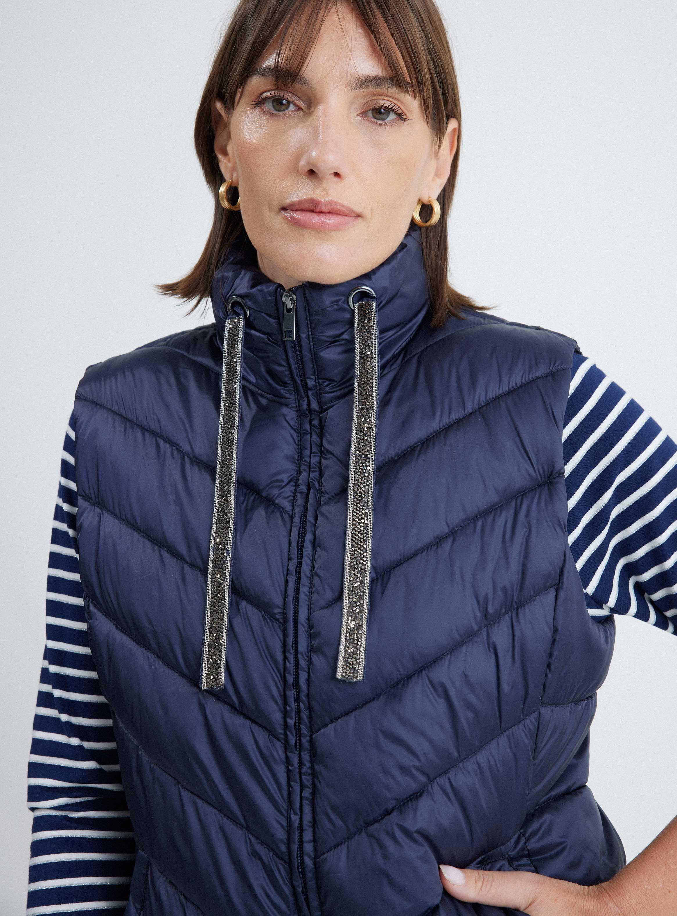 Parka sin Mangas Cuello Alto-2