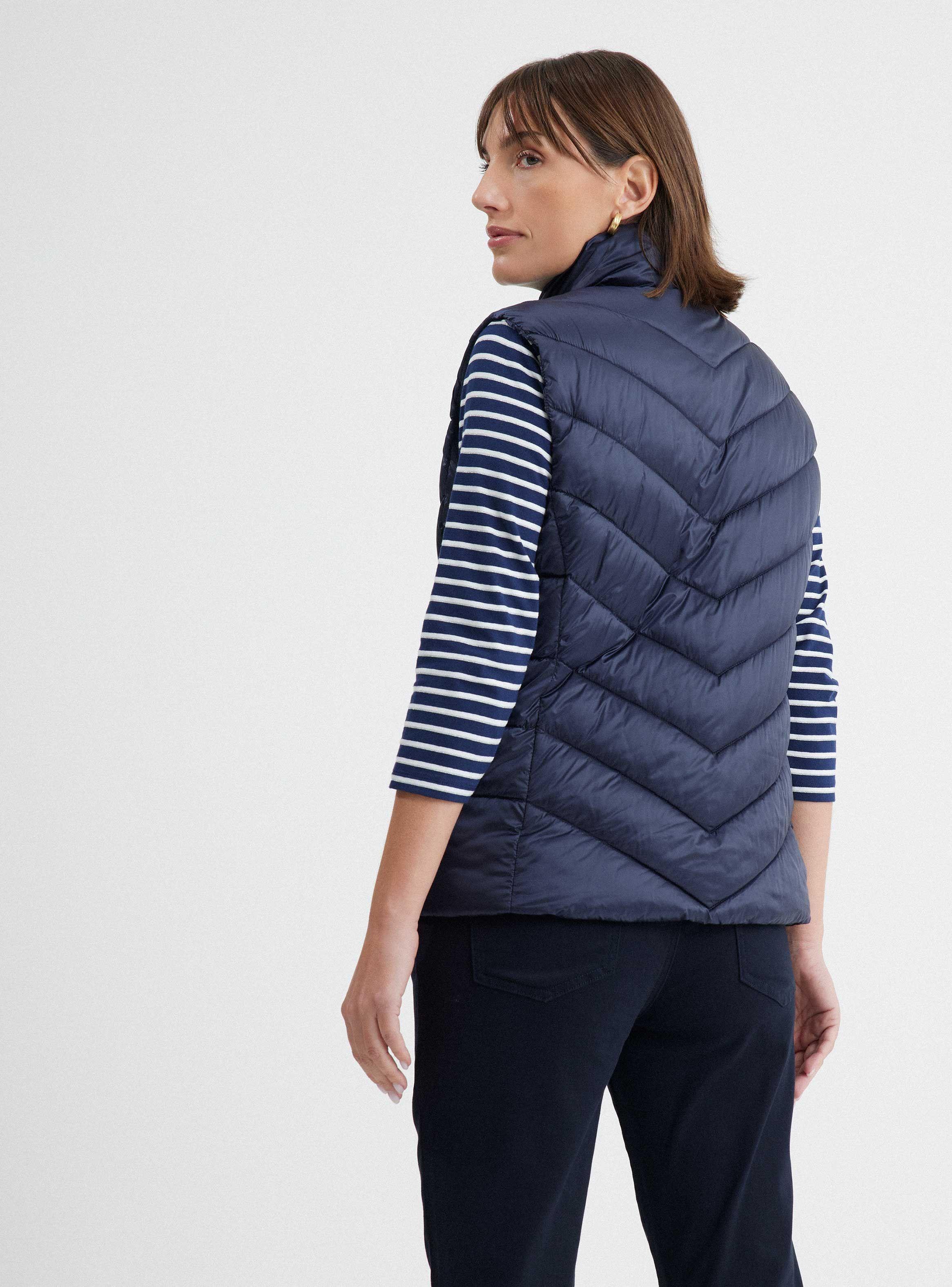 Parka sin Mangas Cuello Alto-1