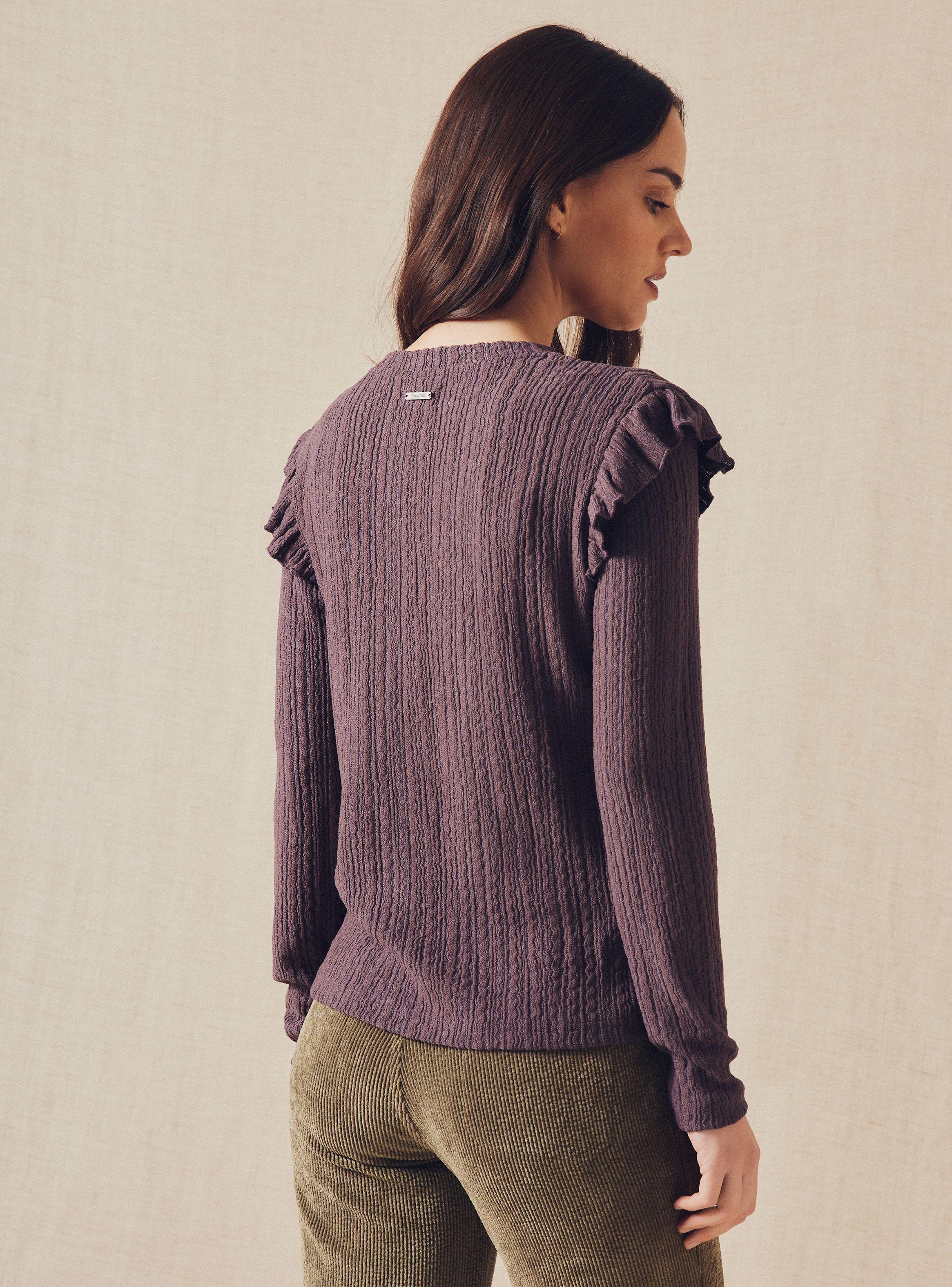 Polera Tela Texturizada con Vuelo en Hombro-1