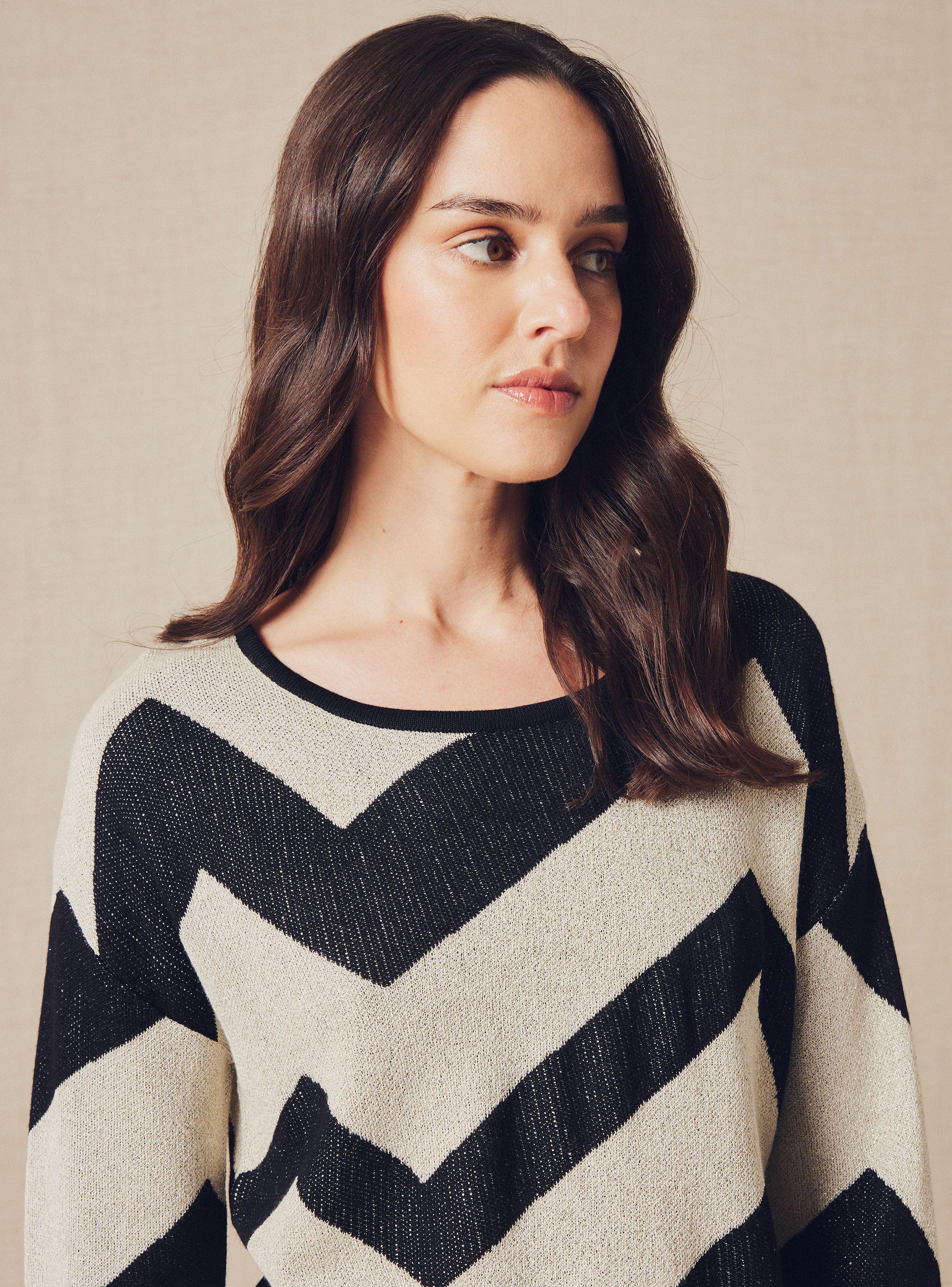 Sweater con Diseño Jacquard Metalizado-2