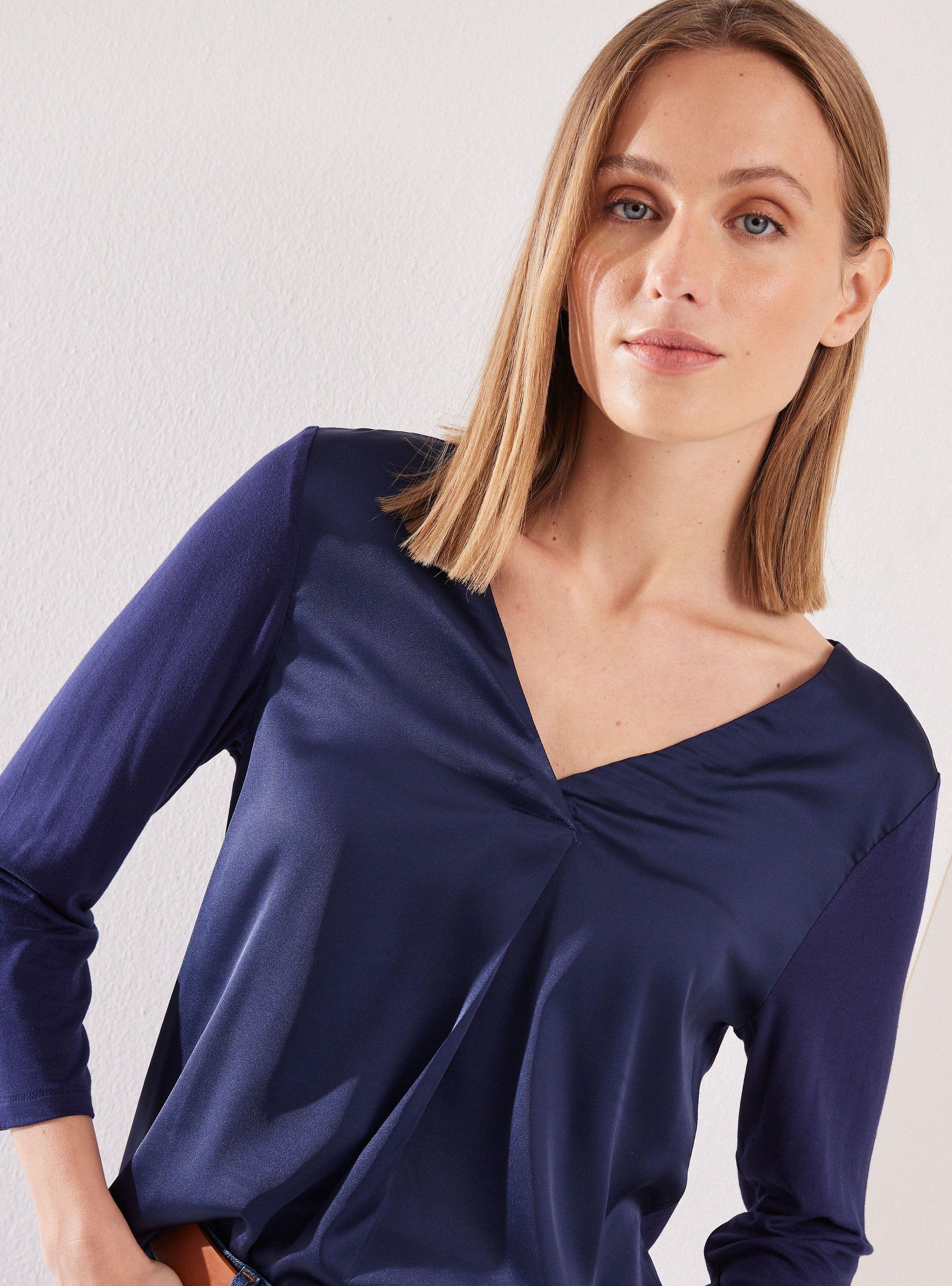 Polera Satinada en Frente y Elasticada en Espalda-2