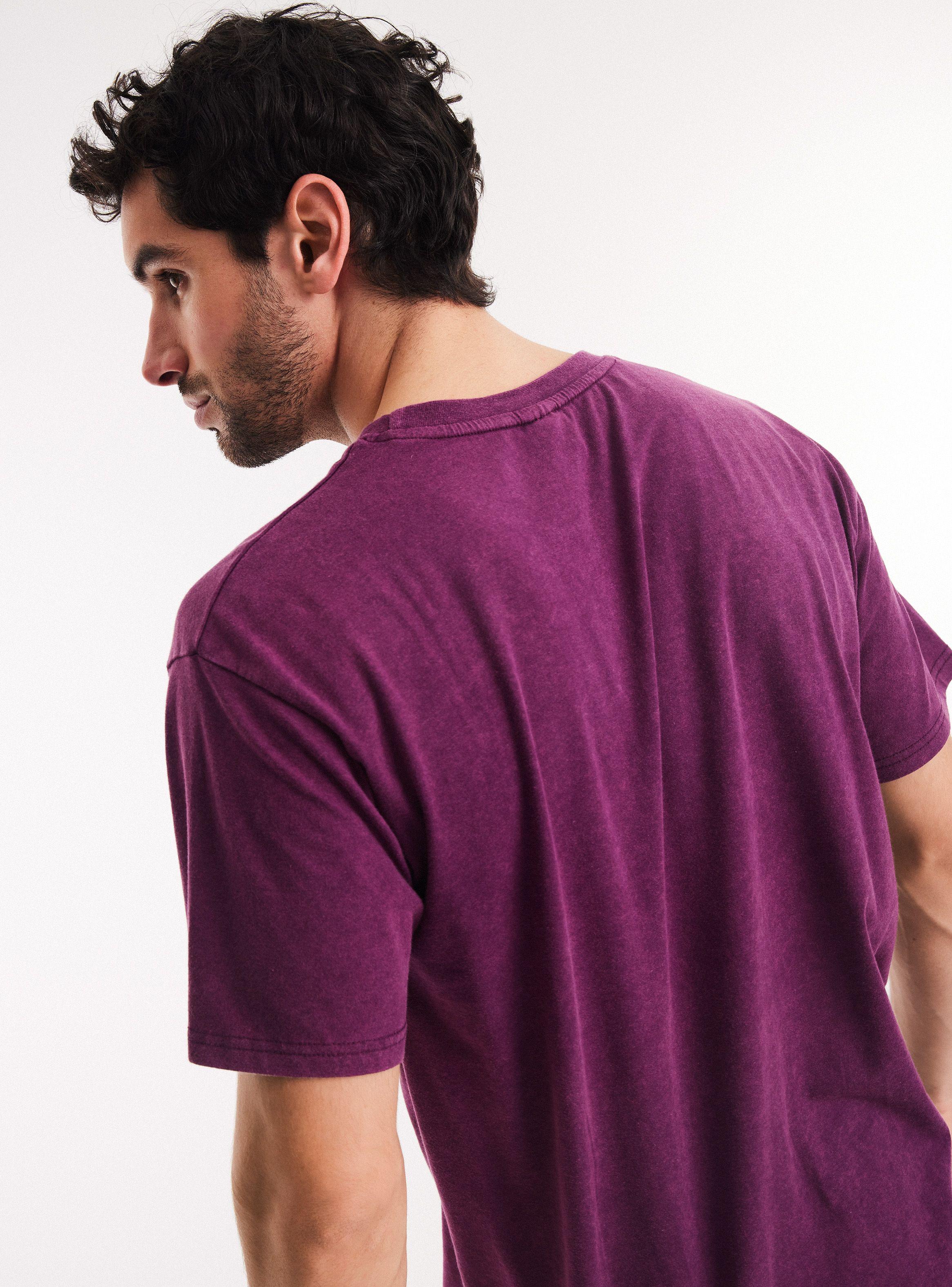 Polera Estampado en Pecho Acid Wash-3