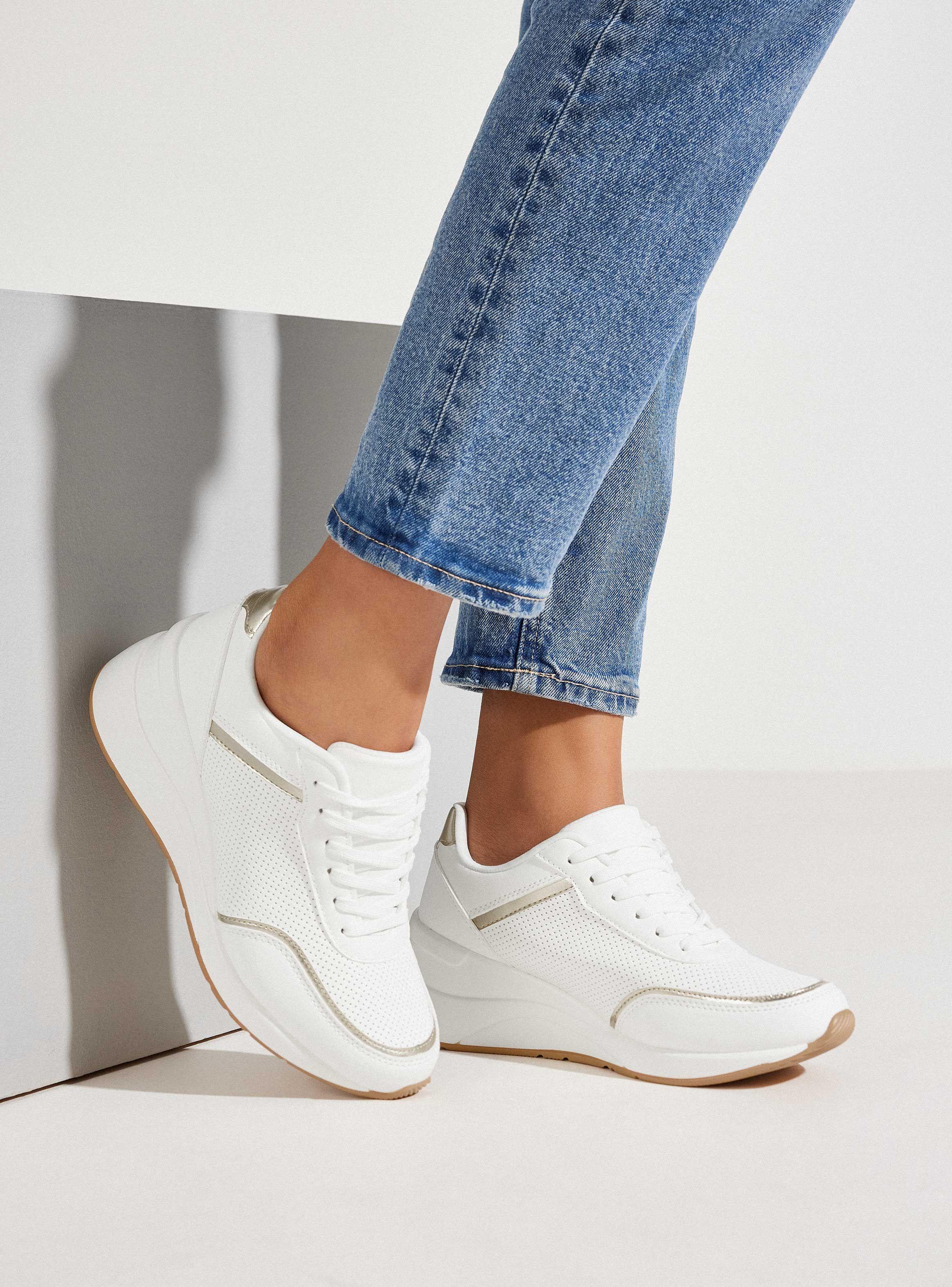 Zapatilla Urbana con Taco Cuña Mujer-0