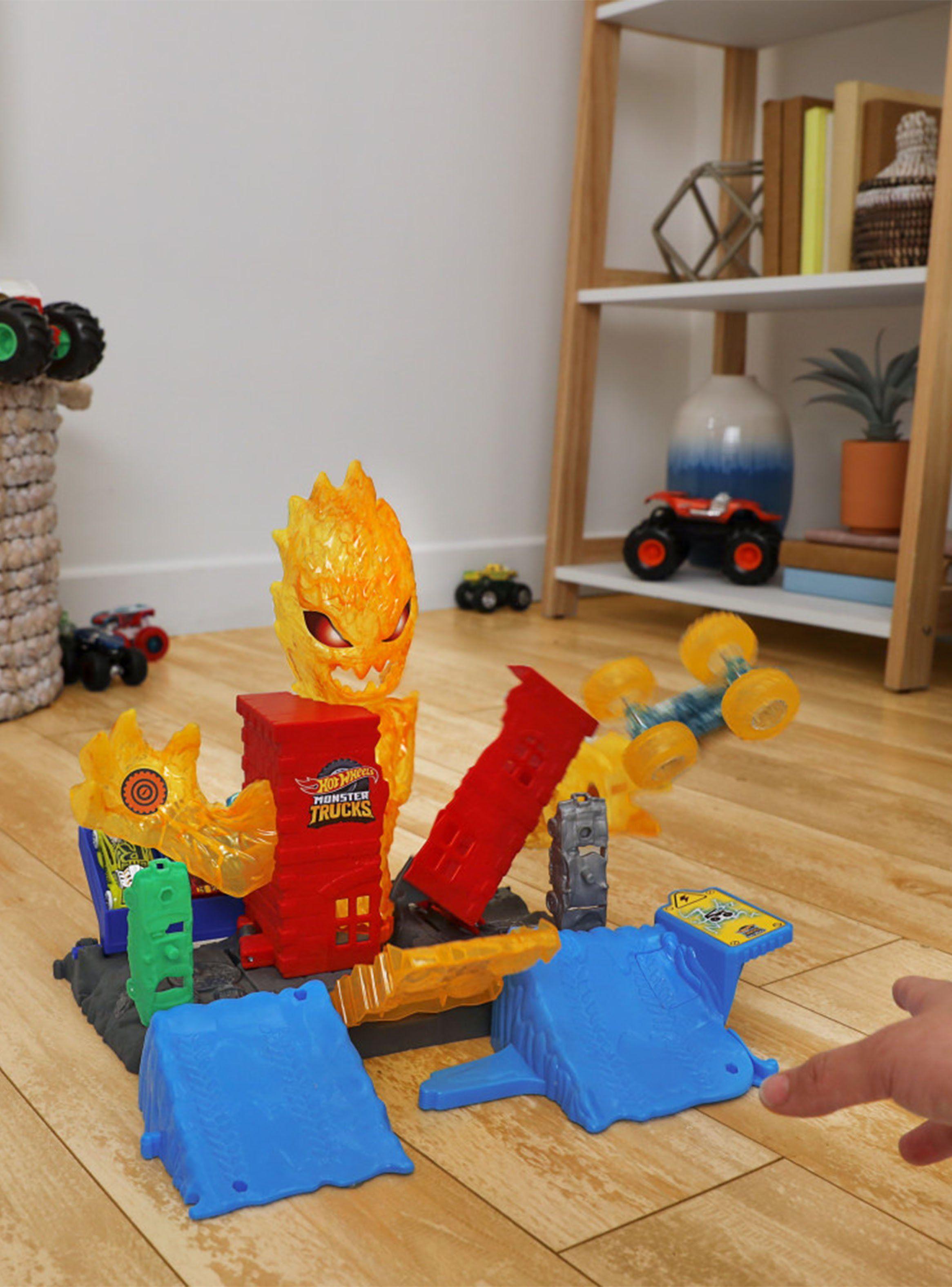 Autopista Monster Trucks Set de Juego Apaga el Fuego-5