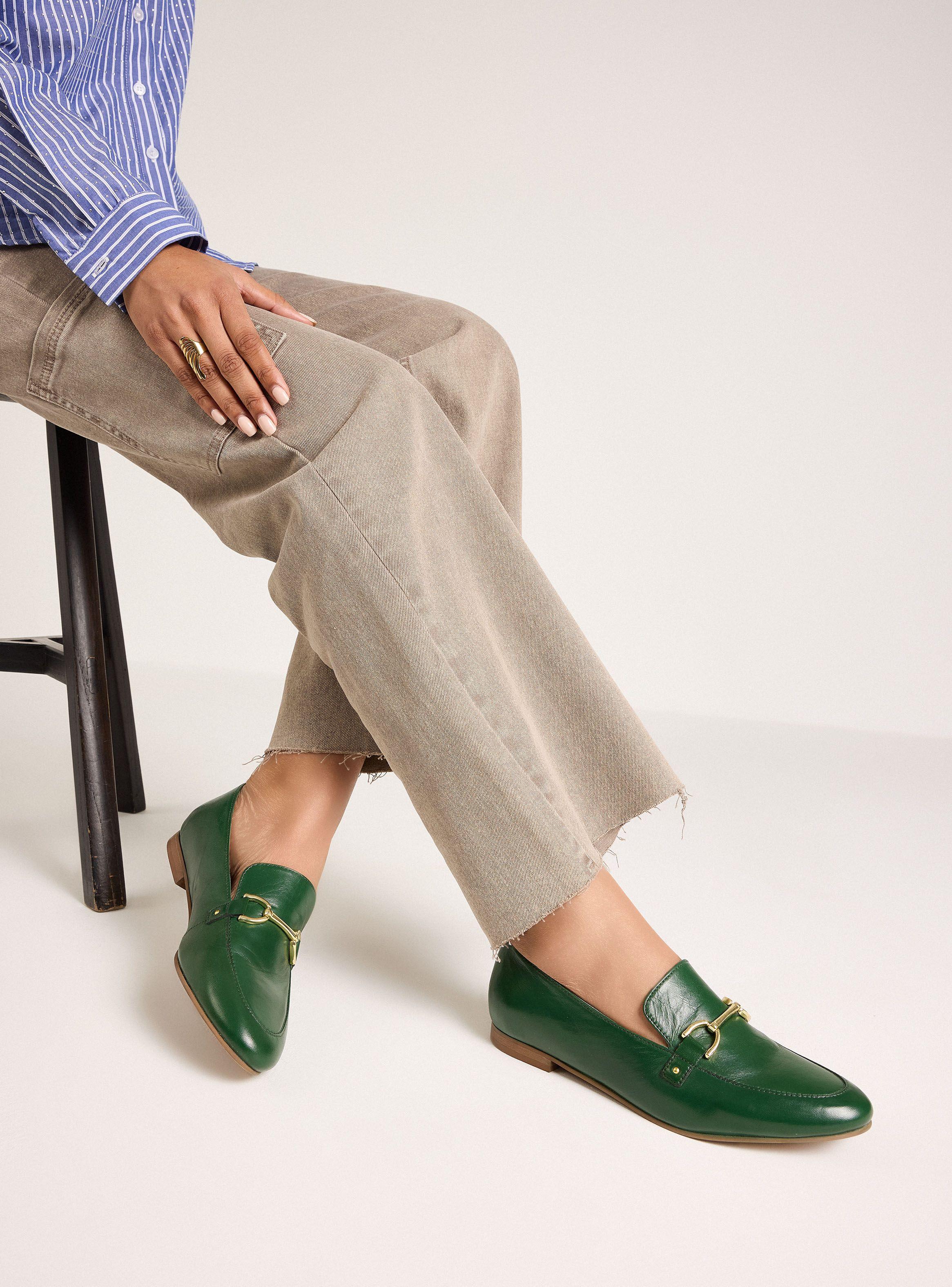 Mocasín Cuero con Hebilla Mujer-0