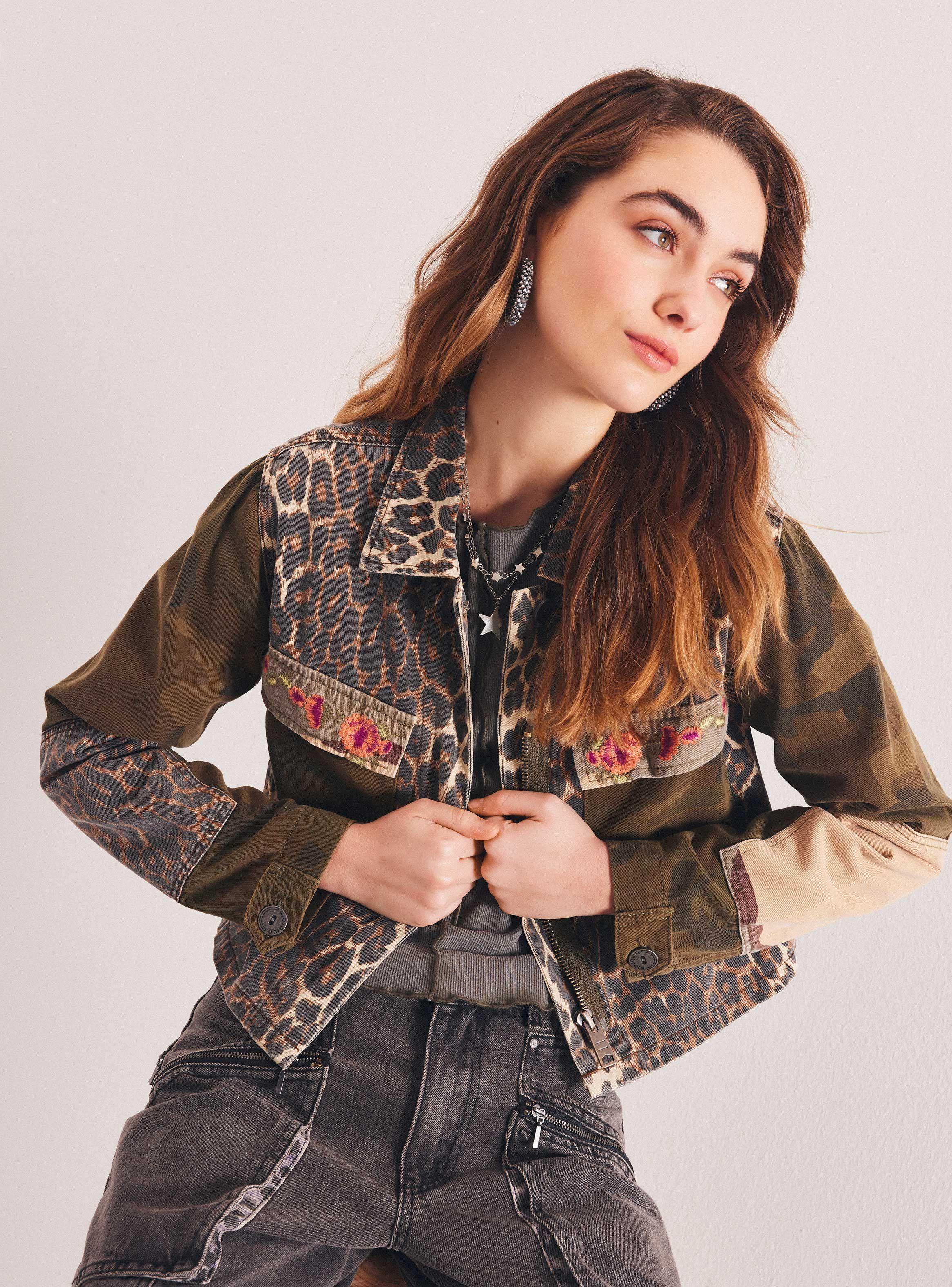 Chaqueta Full Print Y Bordados-0