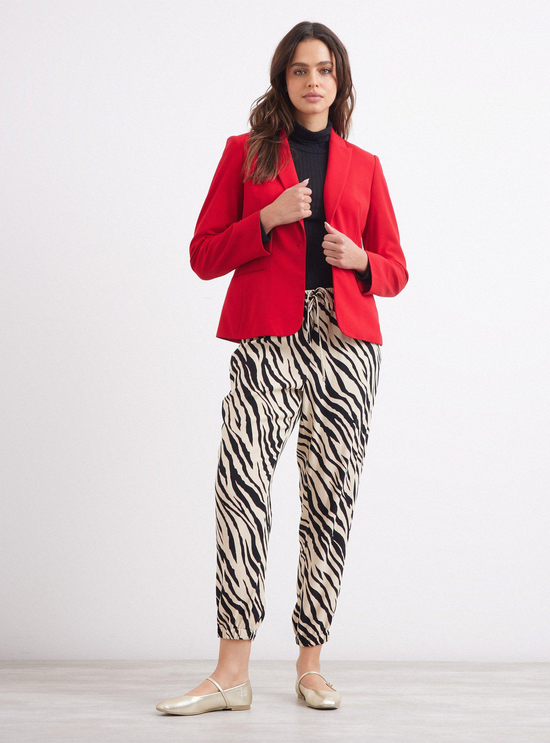 Blazer Rojo Calvin Klein Talla M-3