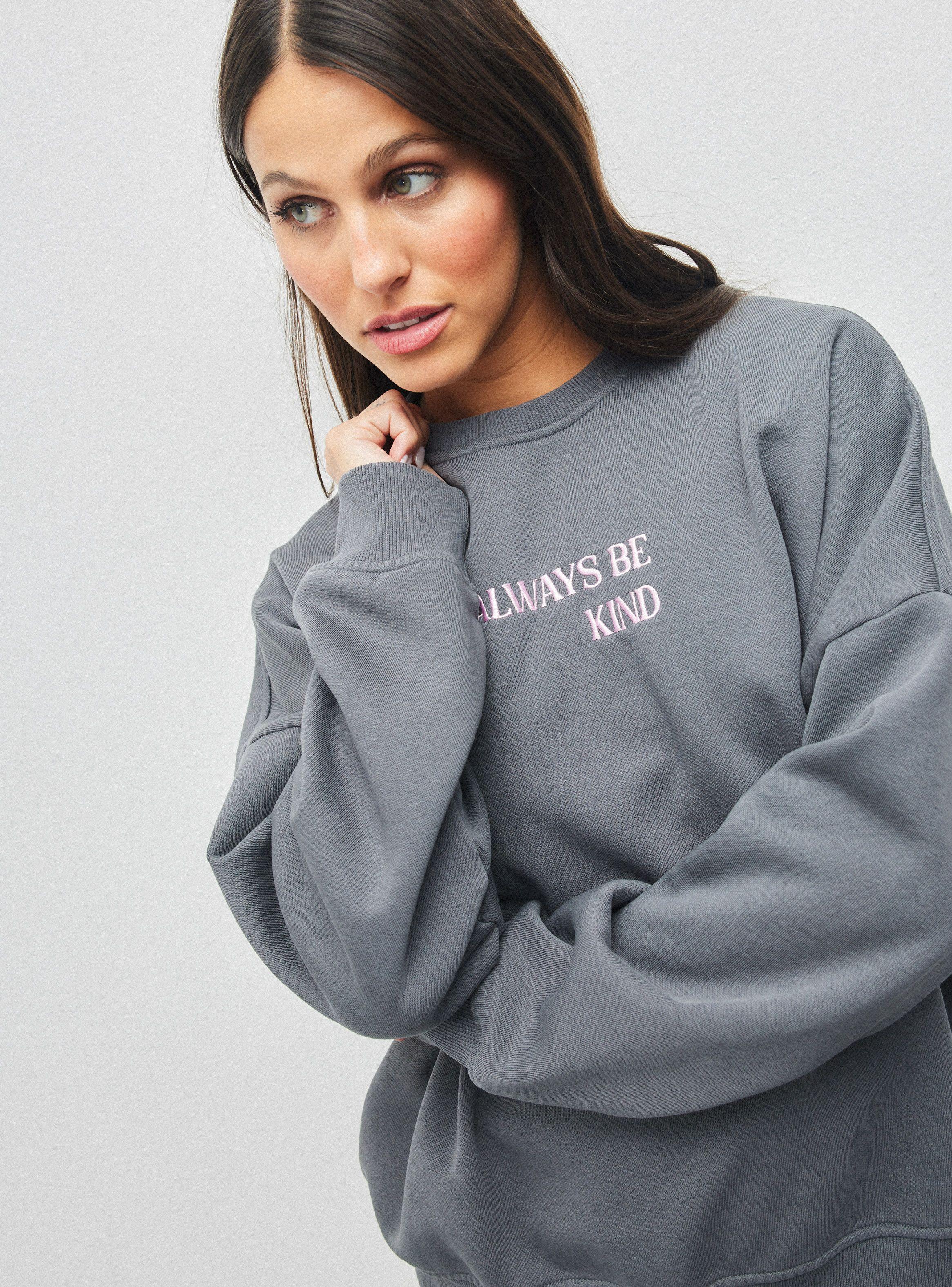 Polerón Crew Neck Front Bordado-2
