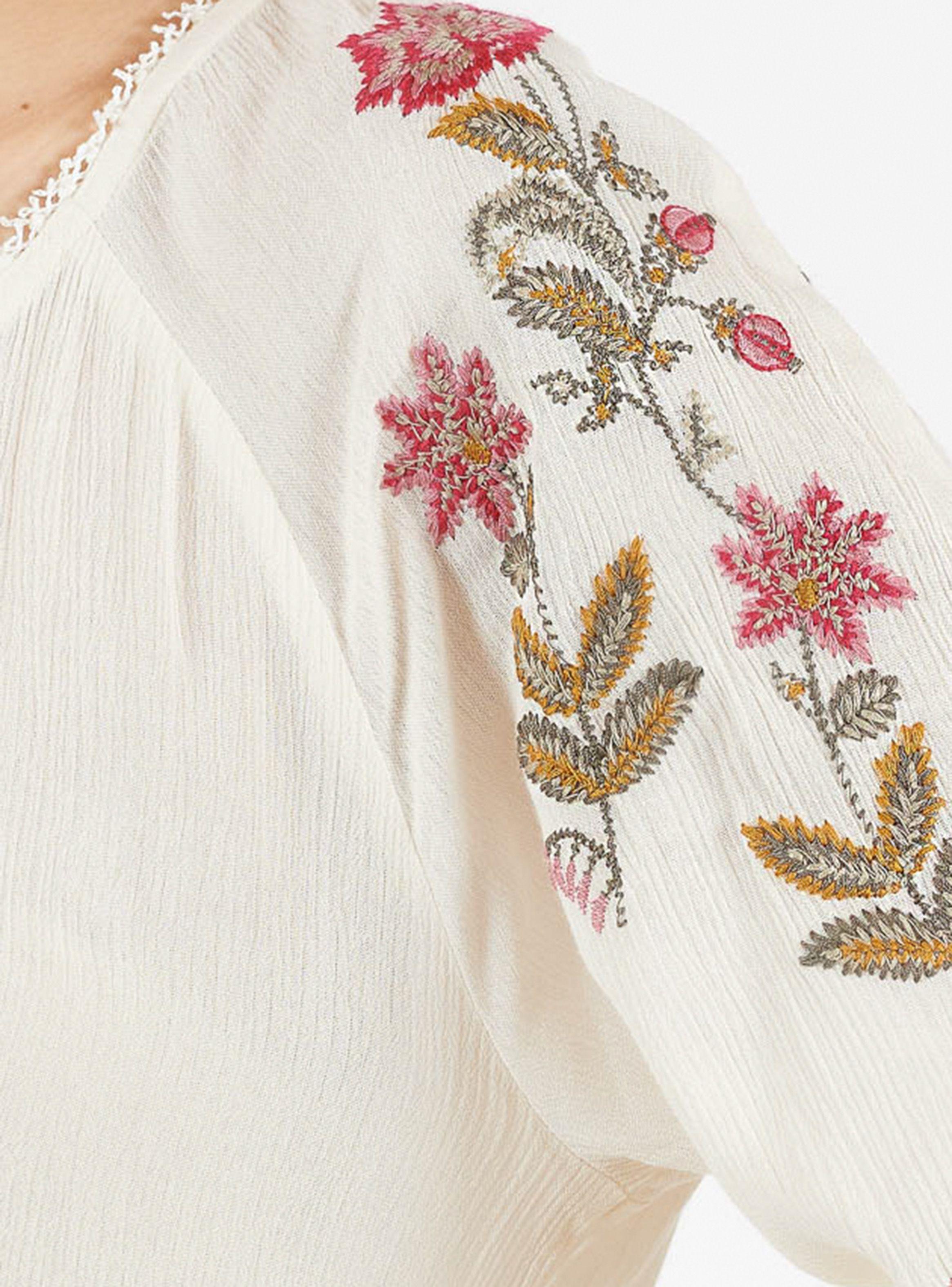 Blusa Flores Bordadas Bordada Umbrale-2