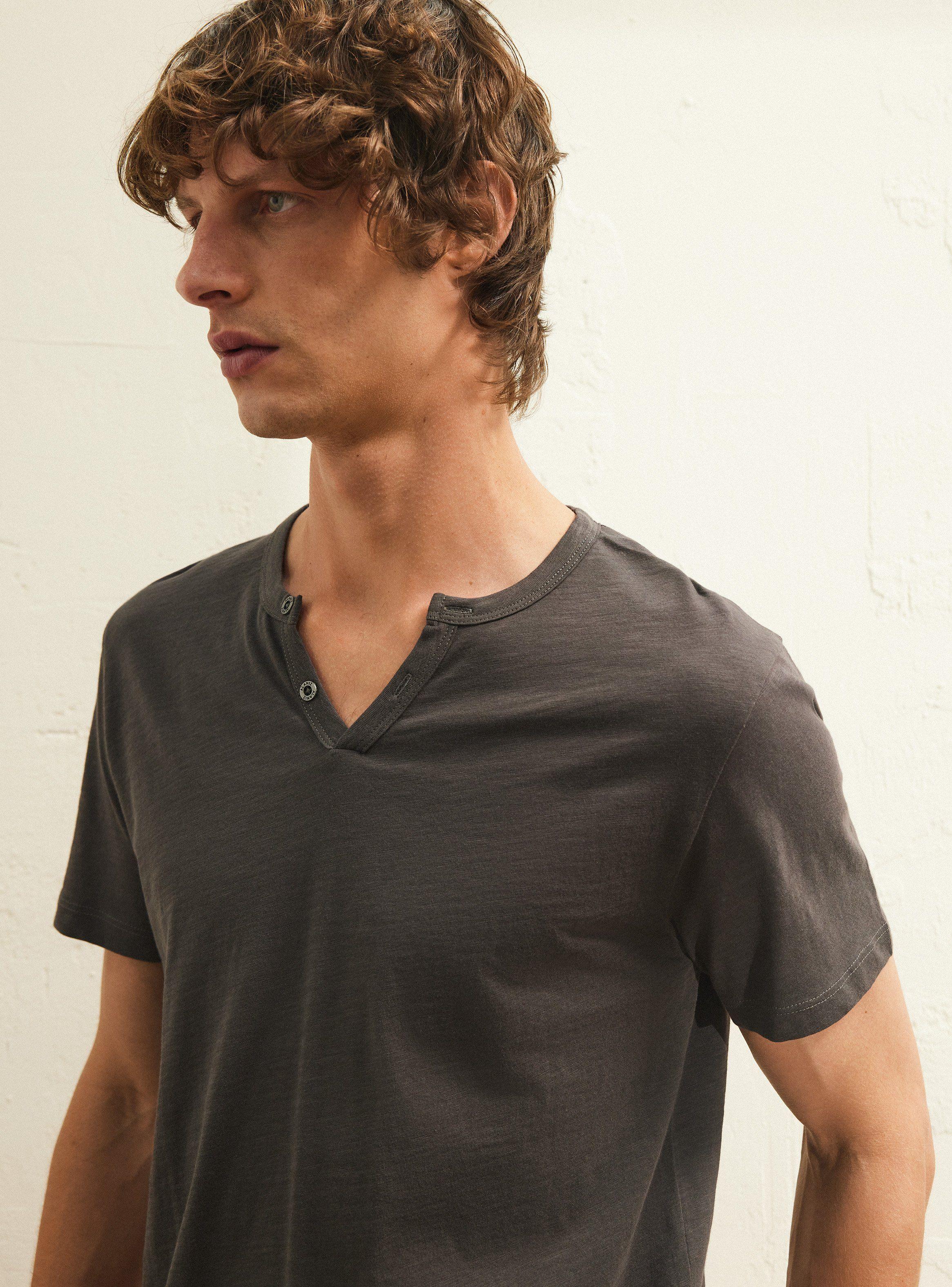 Polera Básica Henley Manga Corta-2