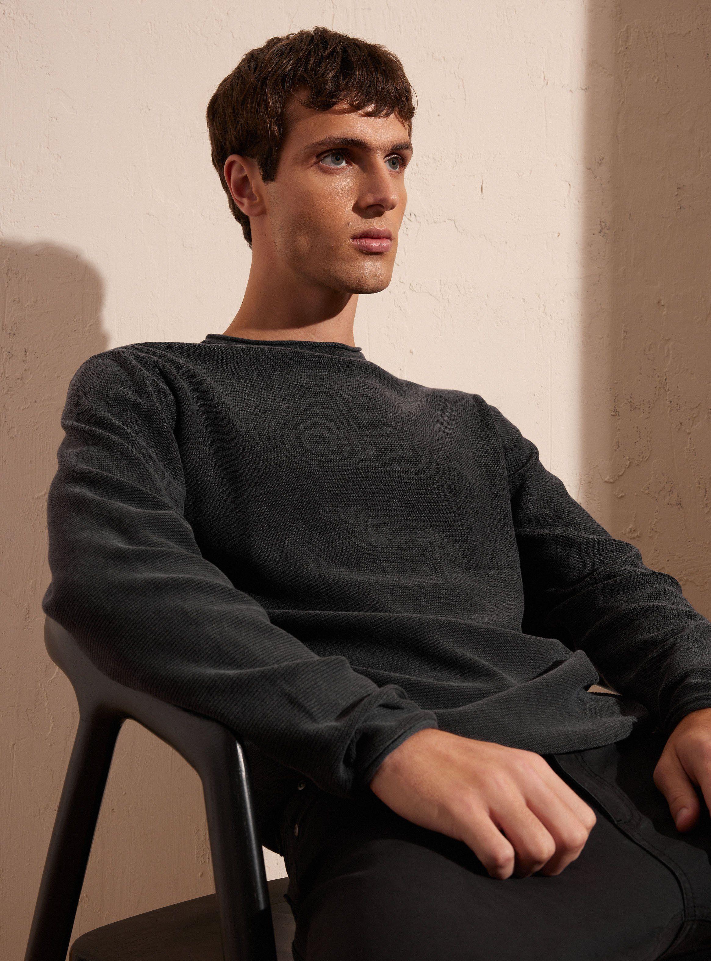 Sweater Cuello Rolled Garment Dyed Manga Larga-2