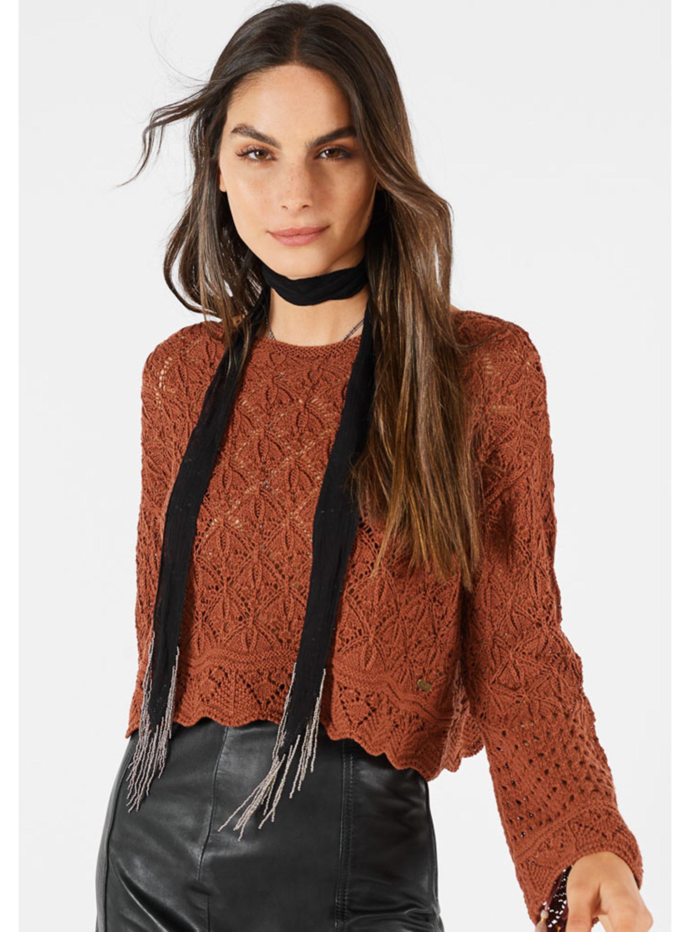 Sweater de Hilo Cerrado y Manga Flare Umbrale Be-0