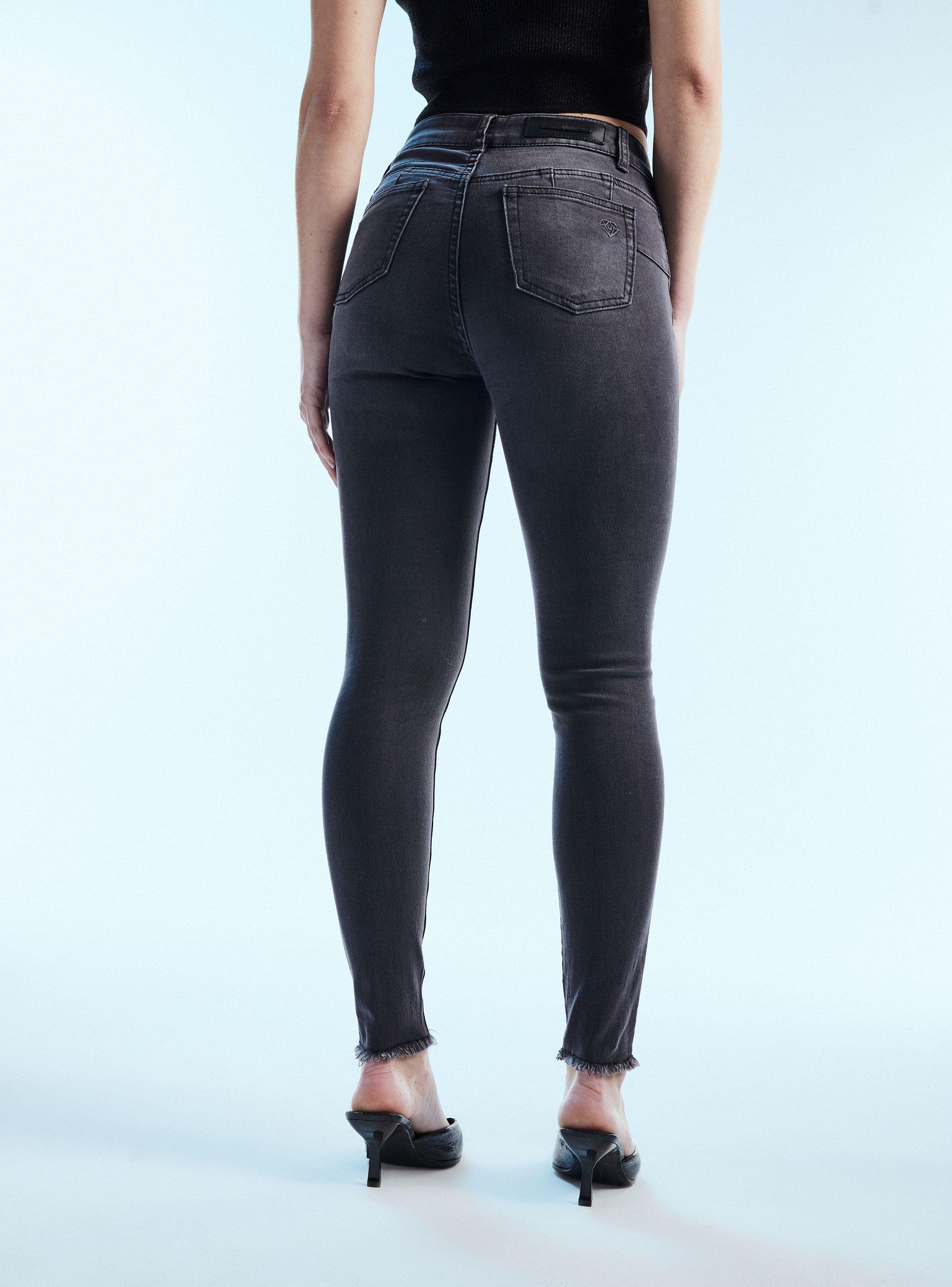 Jeans Basta sin Terminación y Strass en Bolsillo-1