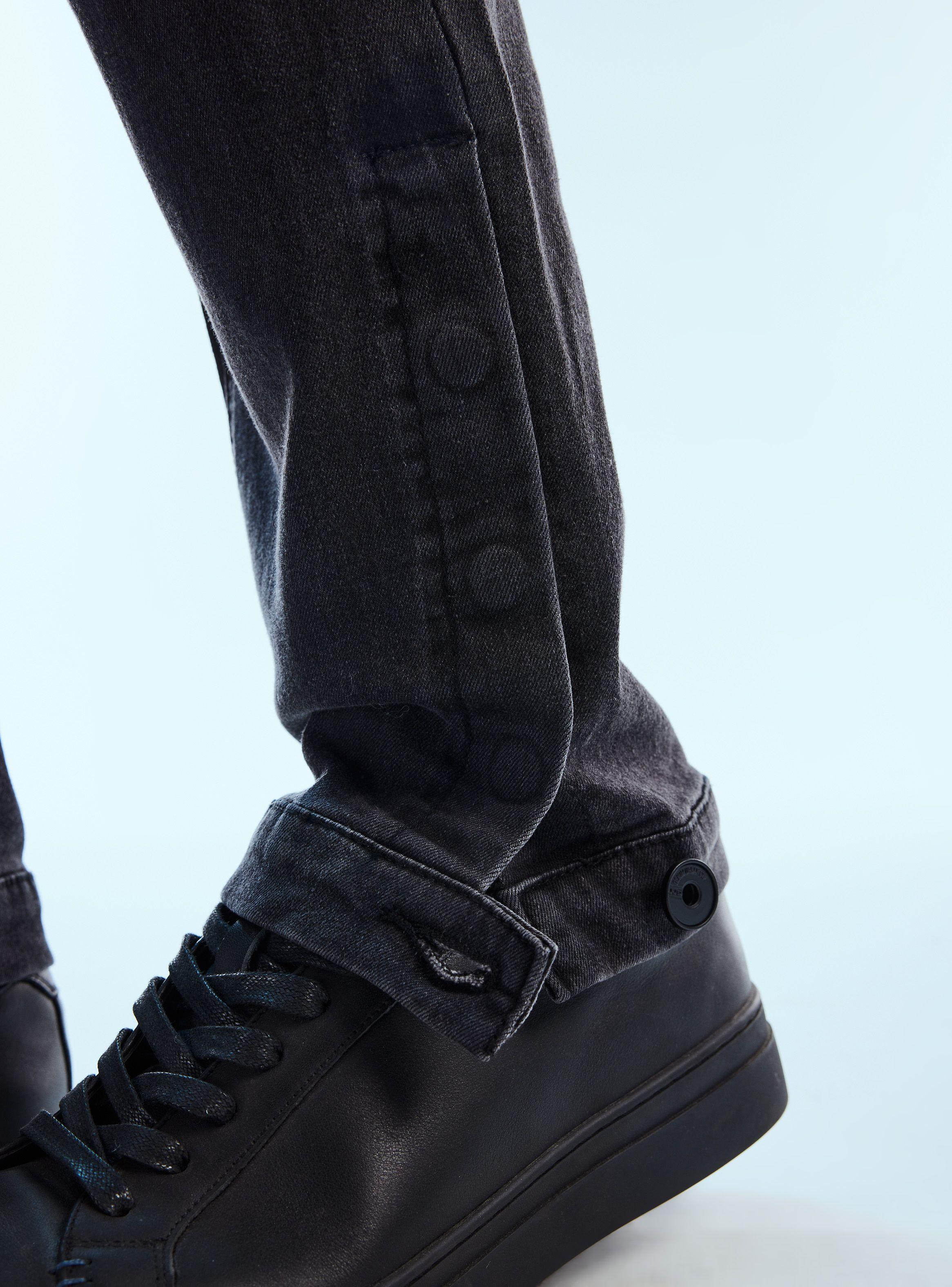 Jeans Slim Rasguños con Broches en Bota-4