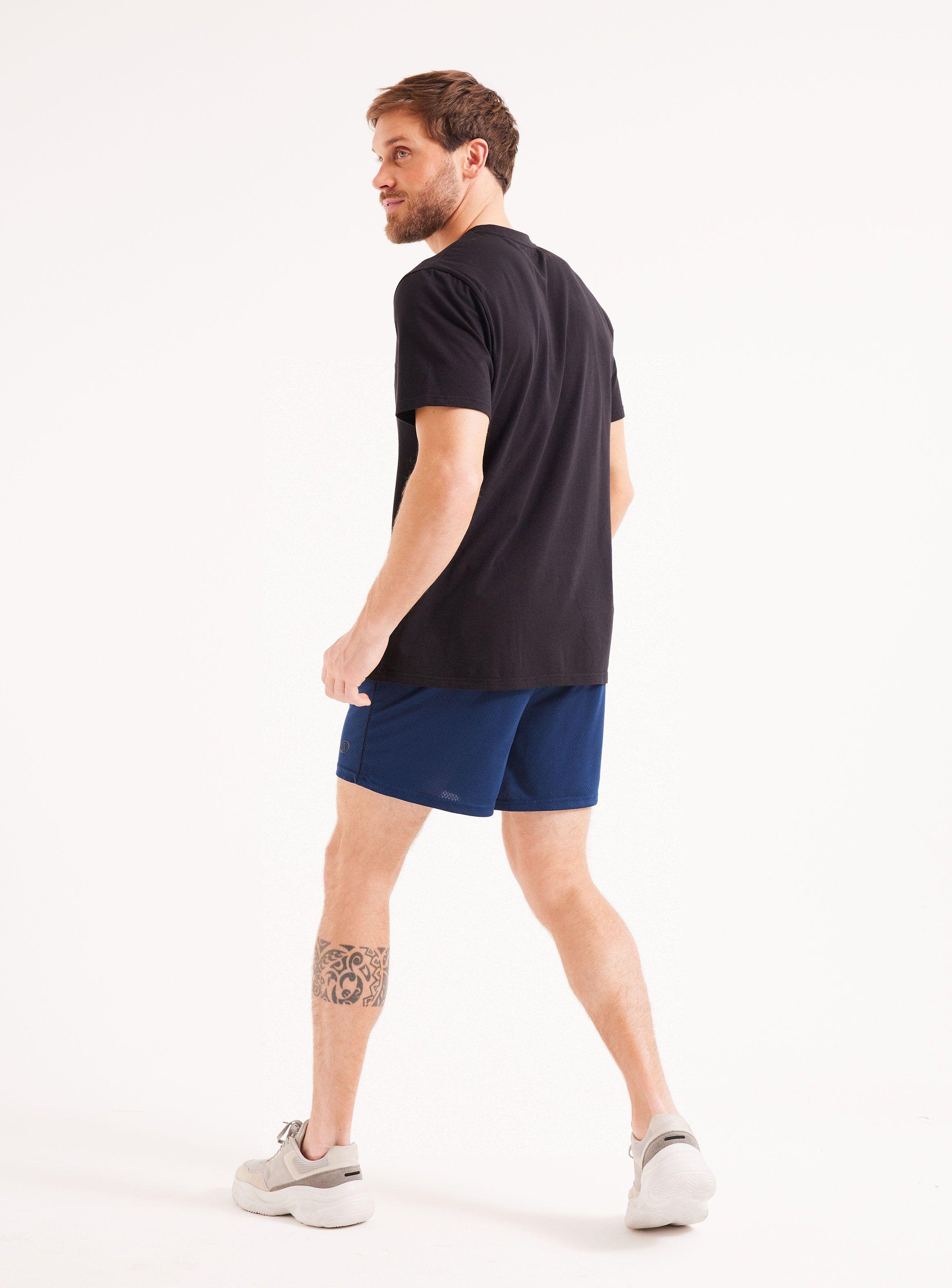 Polera Logotipo Sobre Relieve-5