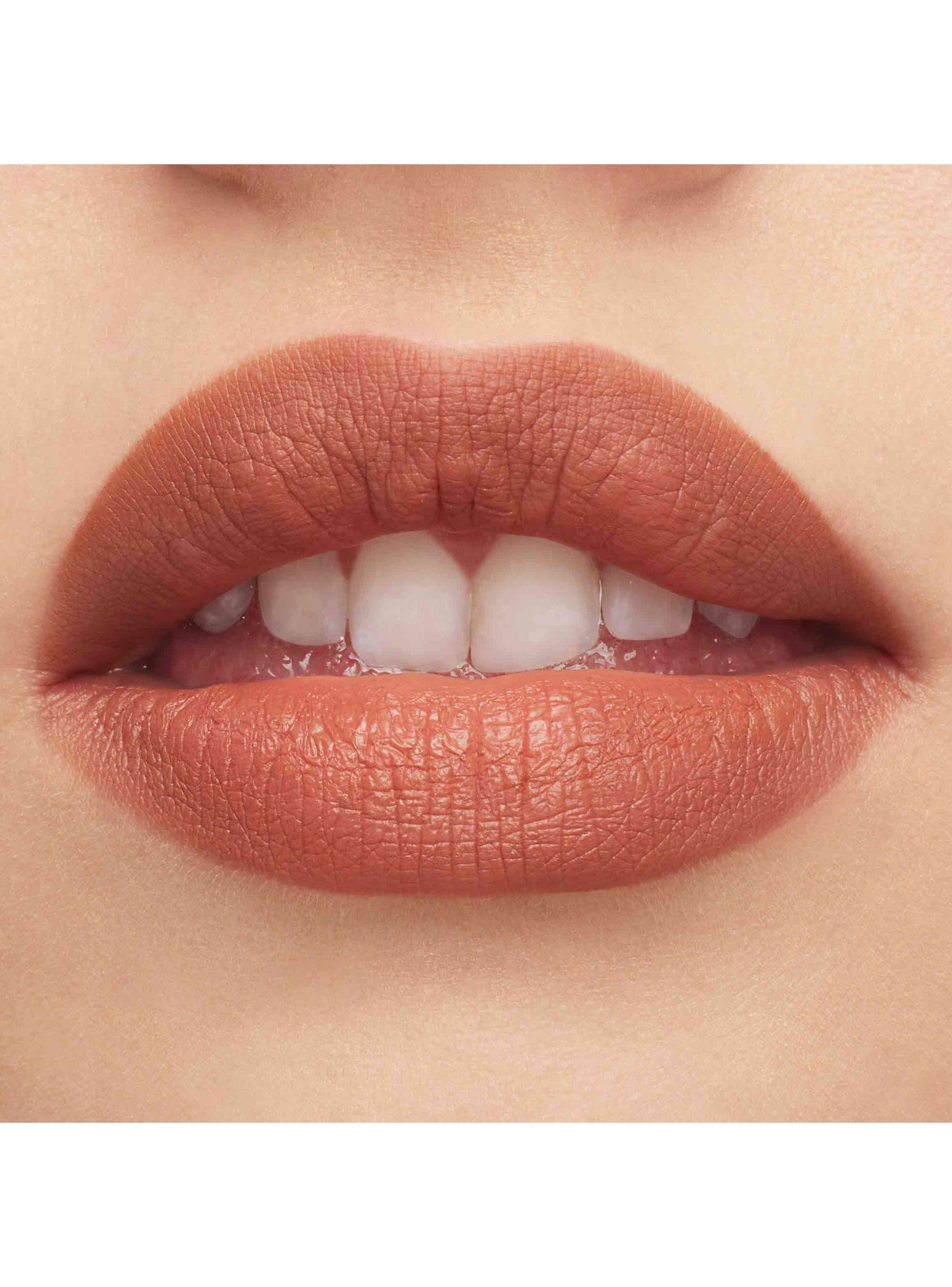 Labial M·A·Cximal Silky Matte Lipstick Tono Warm Teddy 3.5g-4