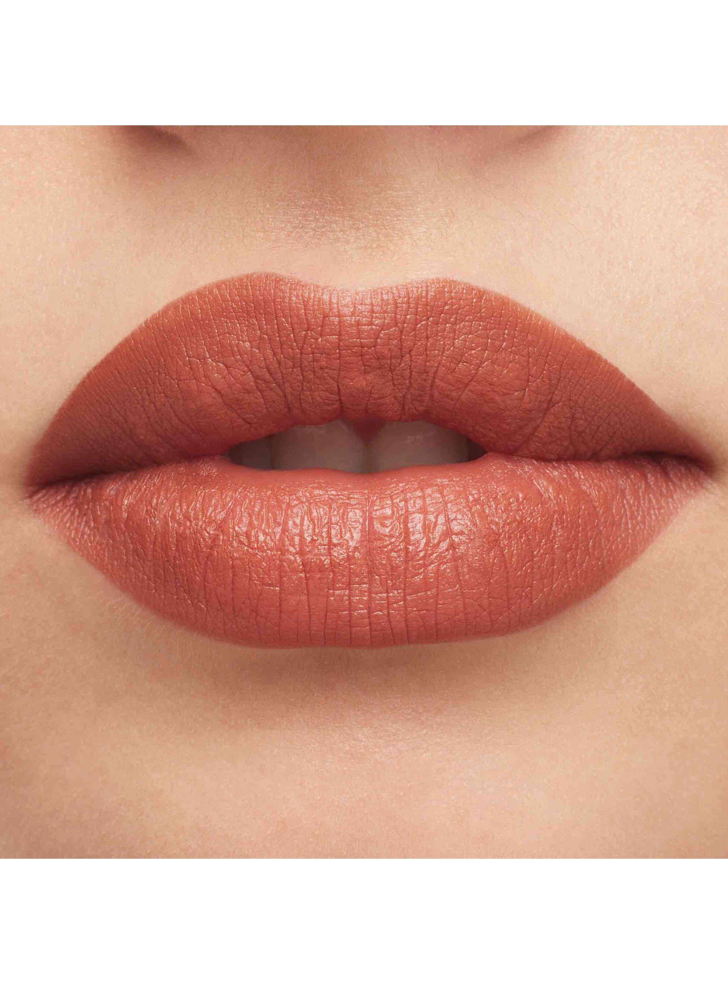 Labial M·A·Cximal Silky Matte Lipstick Tono Taupe 3.5g-4