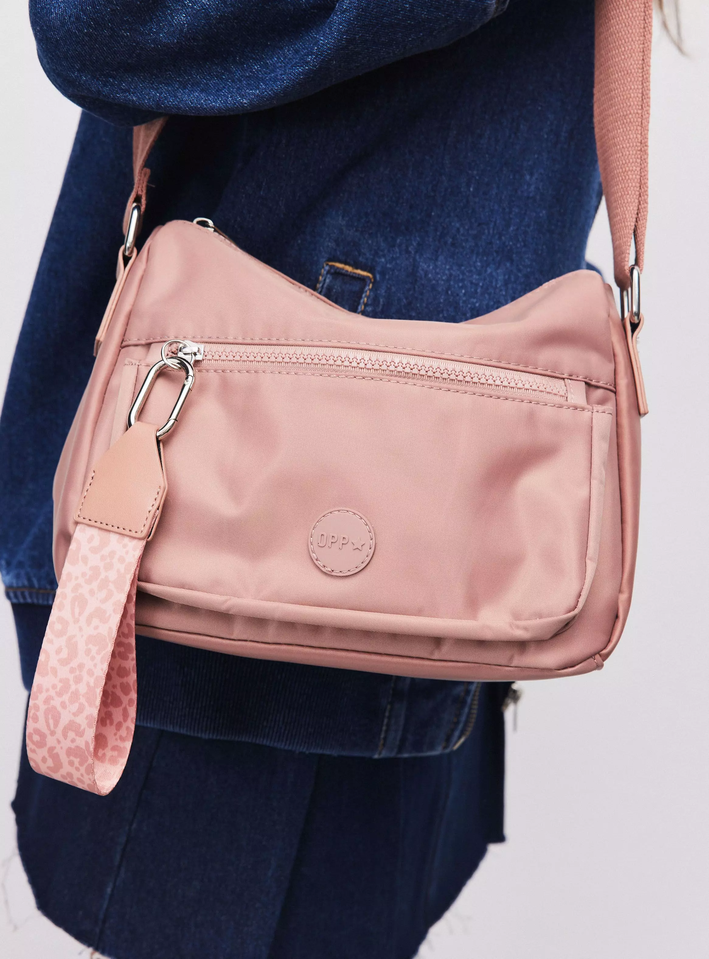 Cartera Bandolera con Llavero-1