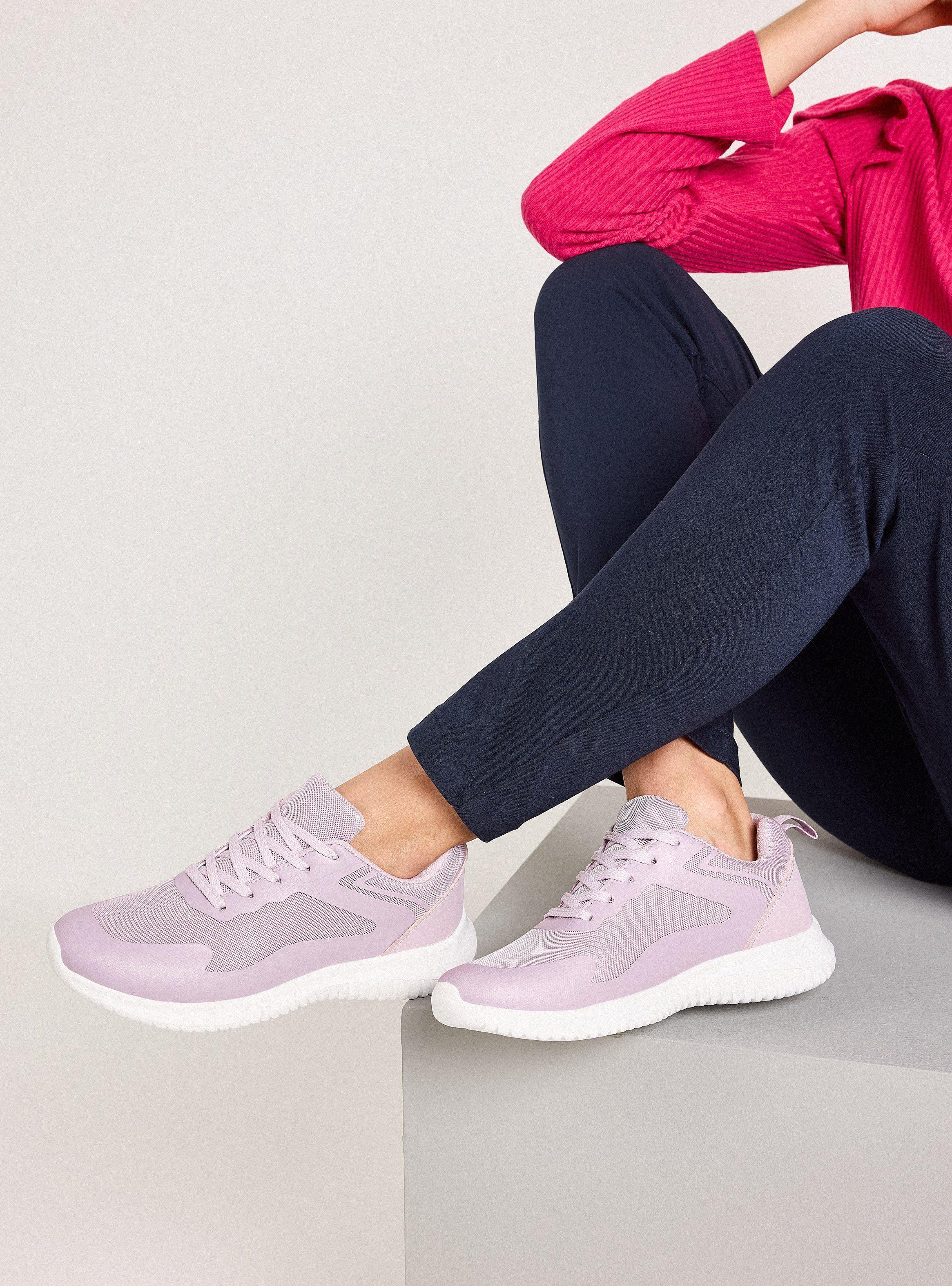 Zapatilla Urbana Mujer Acordonada-0