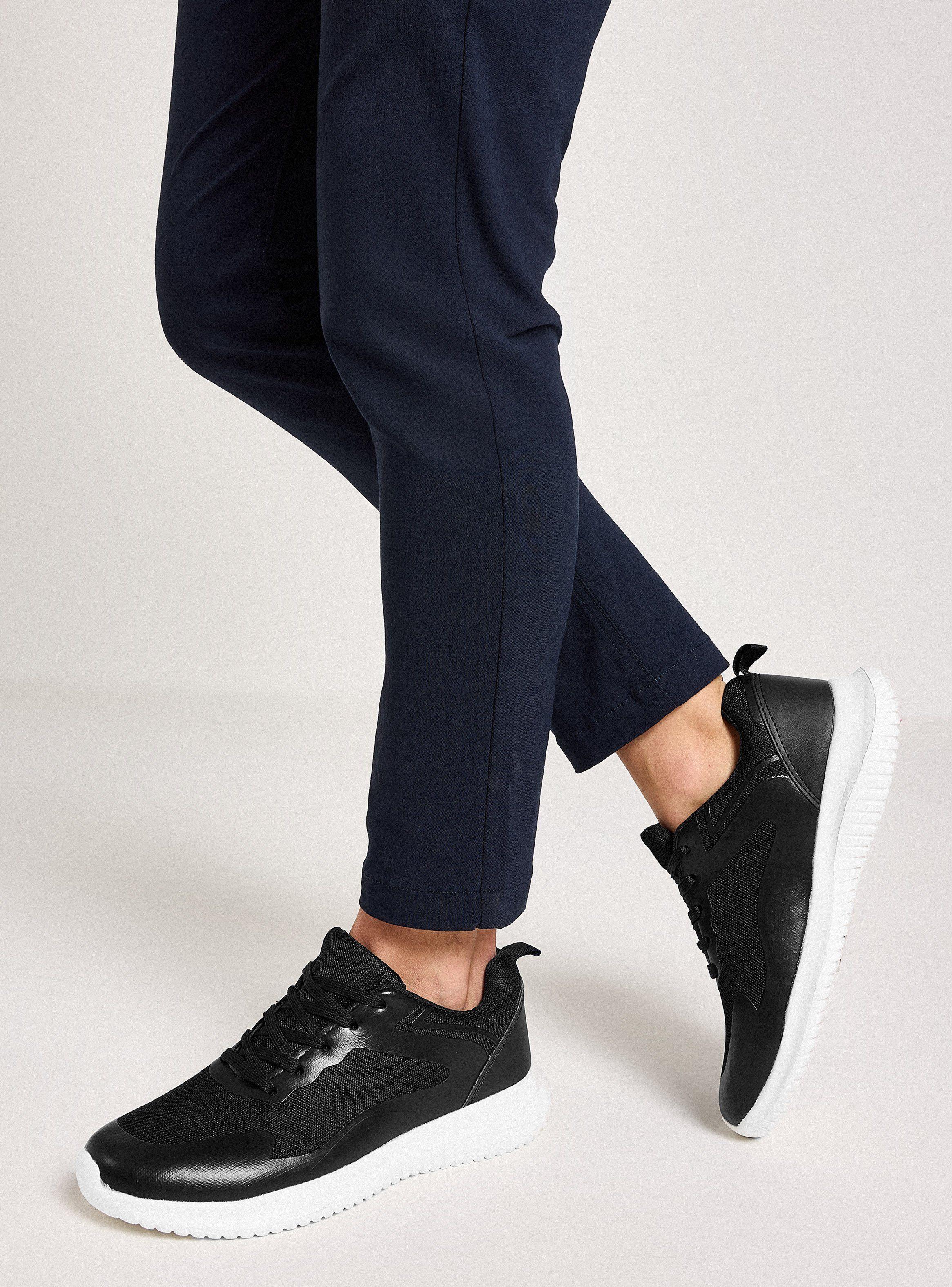 Zapatilla Urbana Mujer Acordonada-0